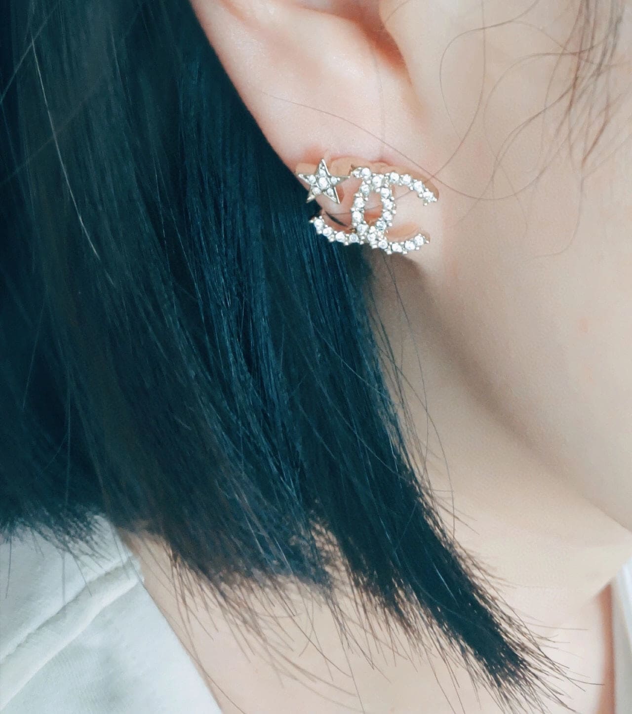 18K Chanel Star Earrings