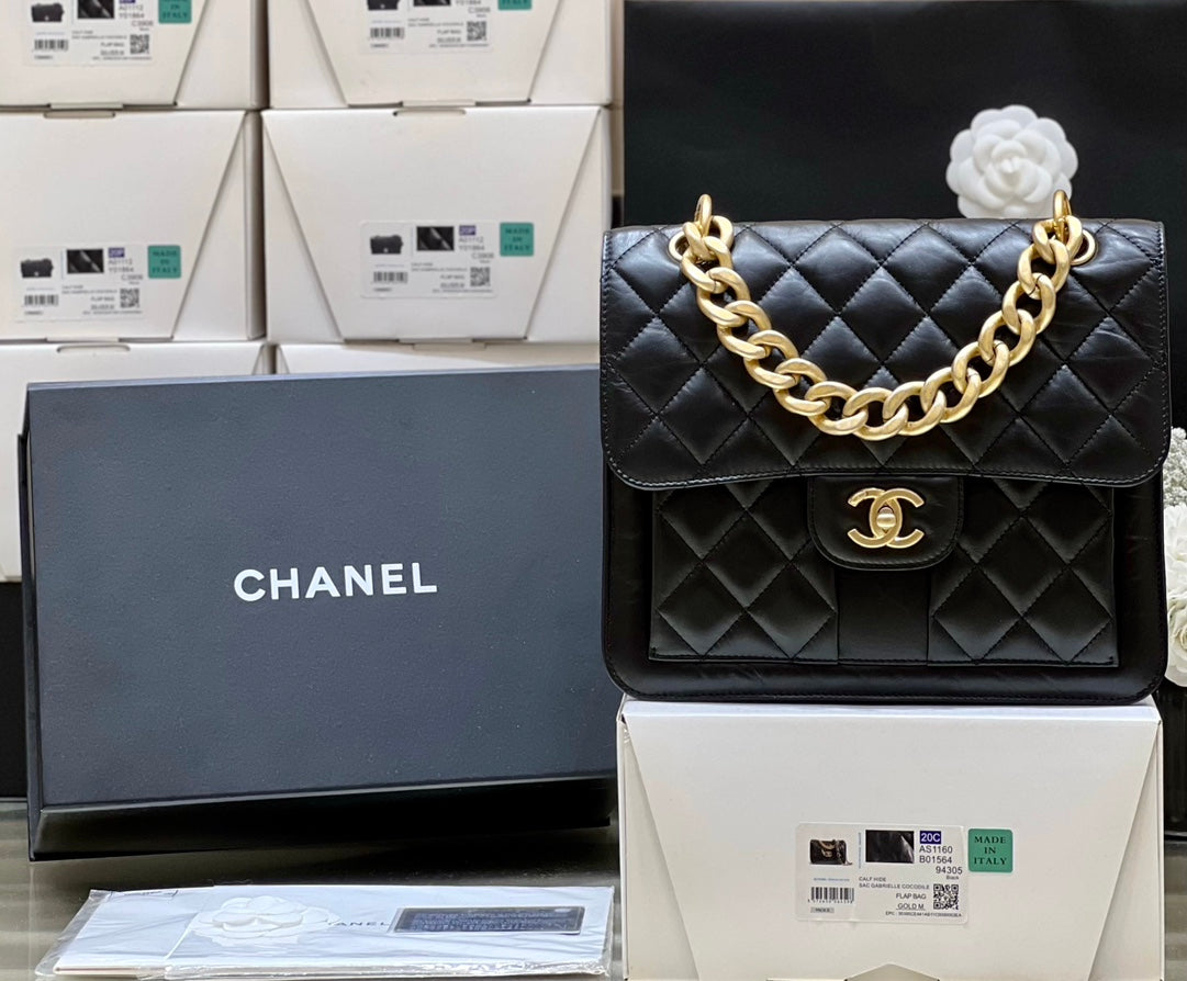 CHANEL 25S MEDIUM FLAP BAG 25 IN BLACK CALFSKIN GOLD HARDWARE
