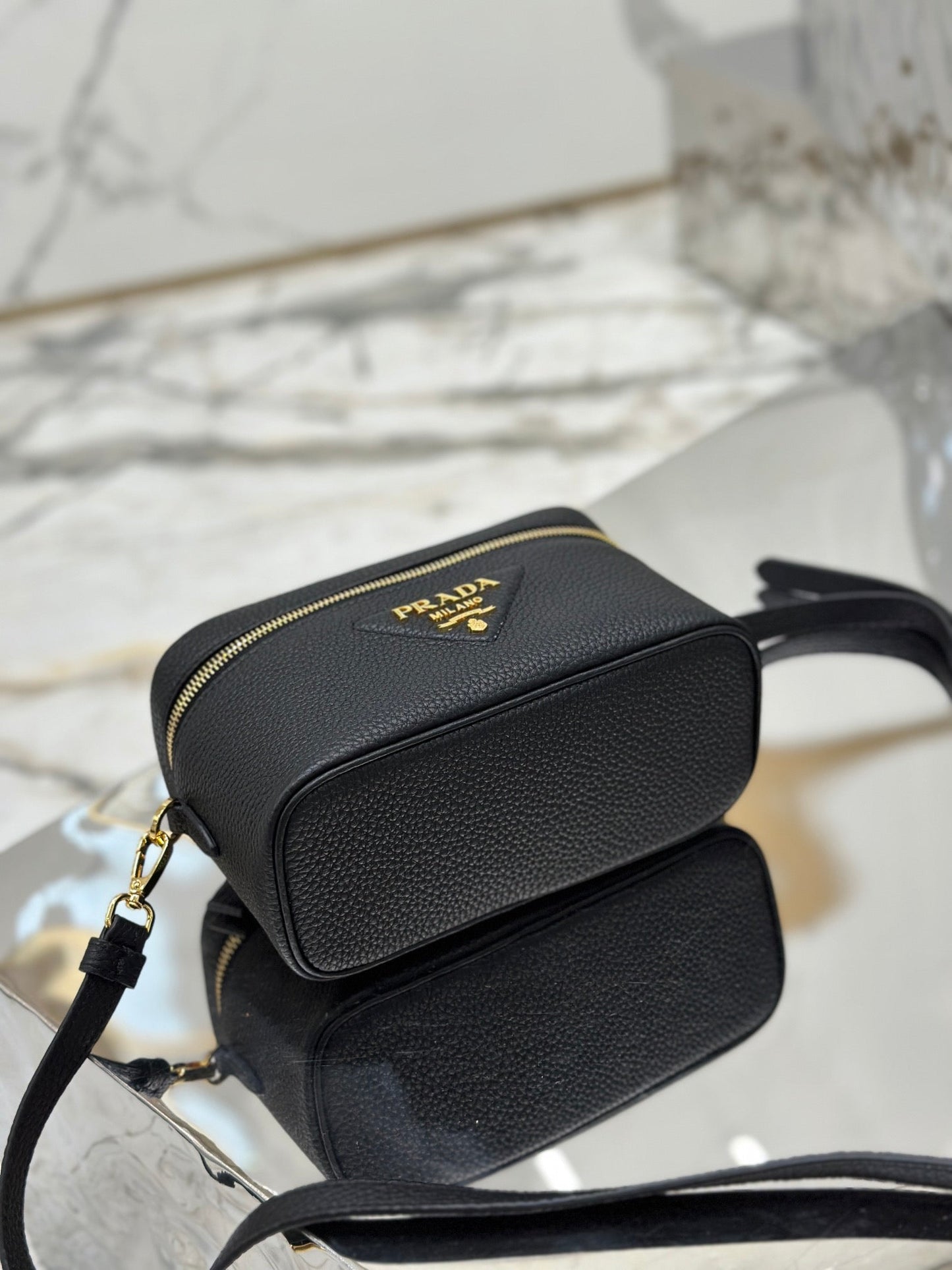 PRADA VANITY CASE 18 IN BLACK GRAINED CALFSKIN GOLD HARDWARE