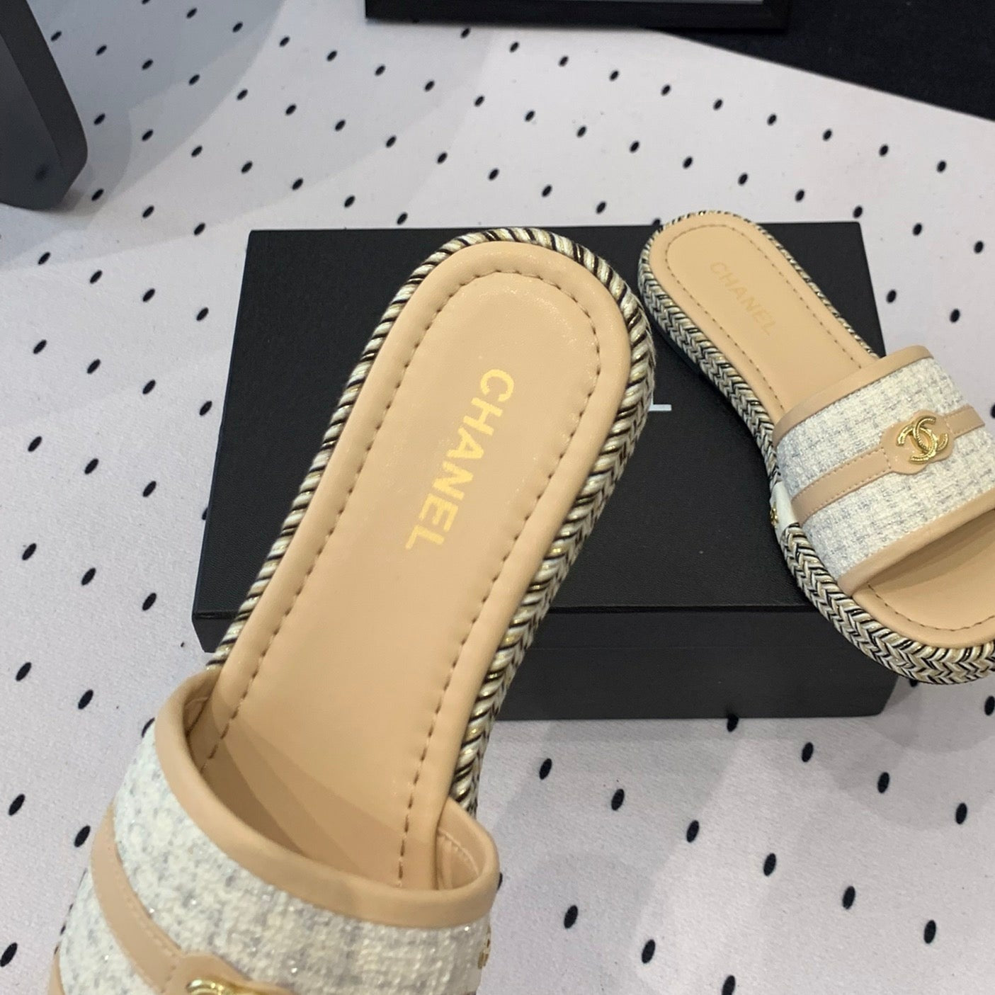 CHANEL Double Women Beige Cream/ White Slippers Calfskin
