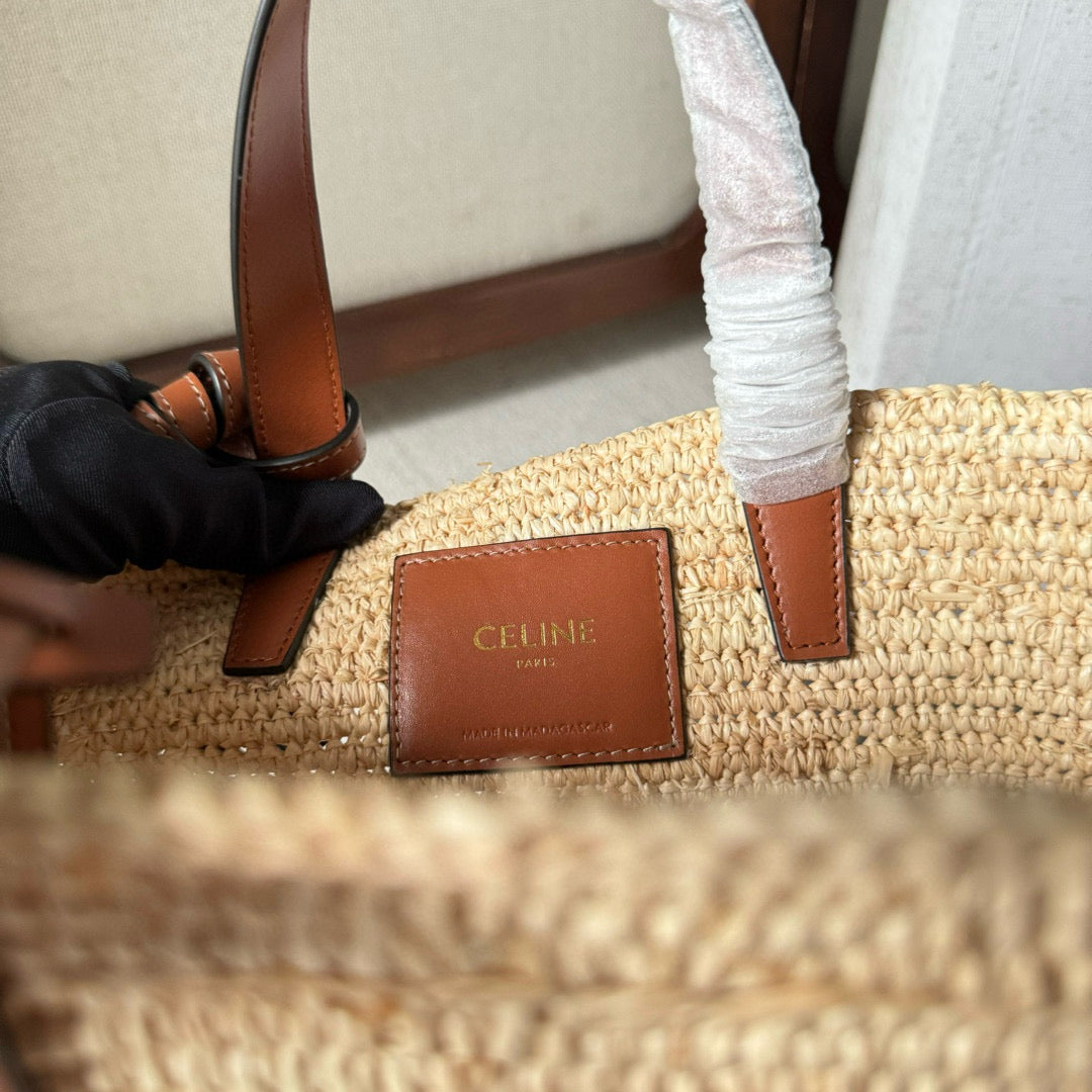 CELINE TEEN SUPPLE CLASSIC PANIER IN RAFFIA AND CALFSKIN TAN