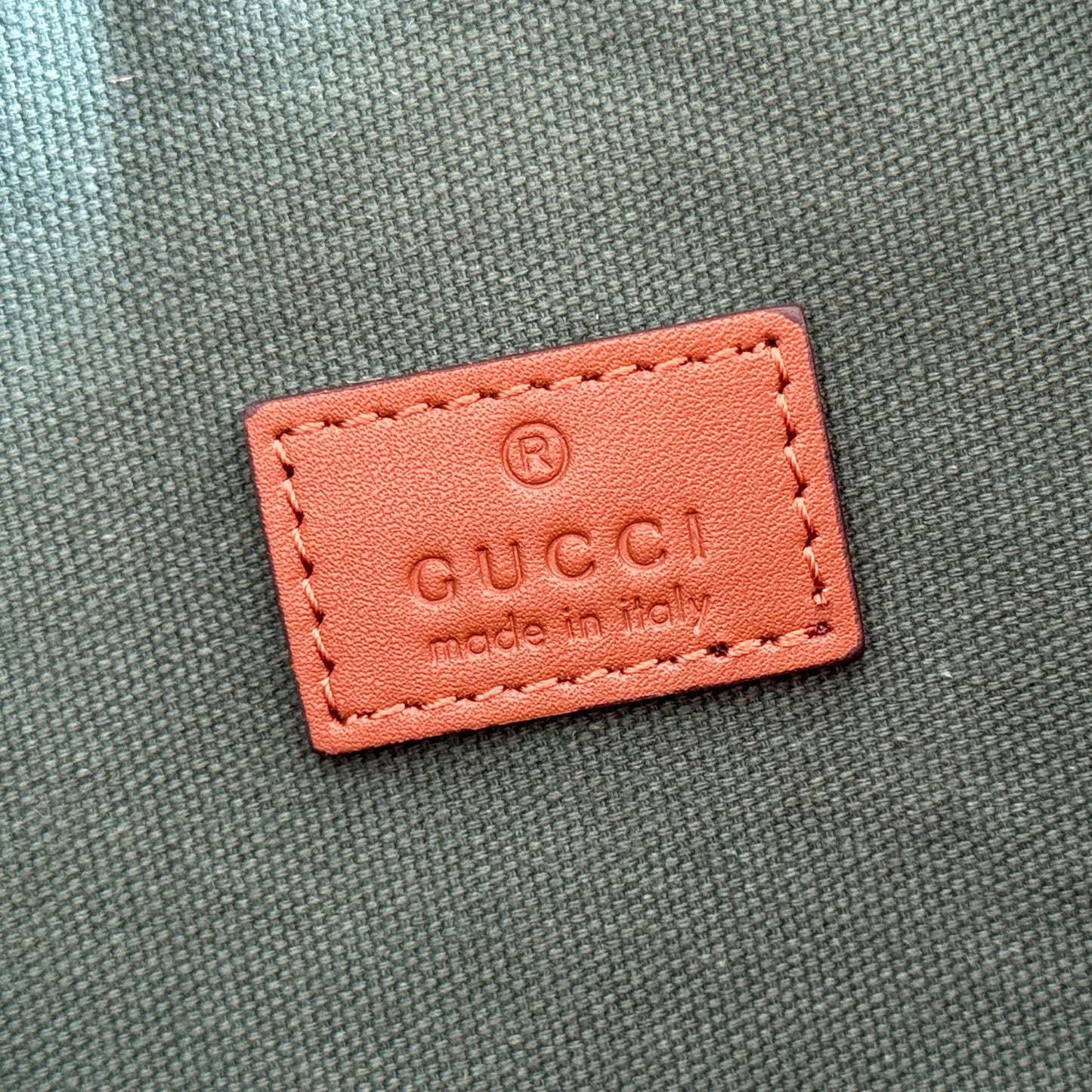 GUCCI 26S GIGLIO TOP HANDLE BAG 27 IN WARM BEIGE AND BROWN CANVAS