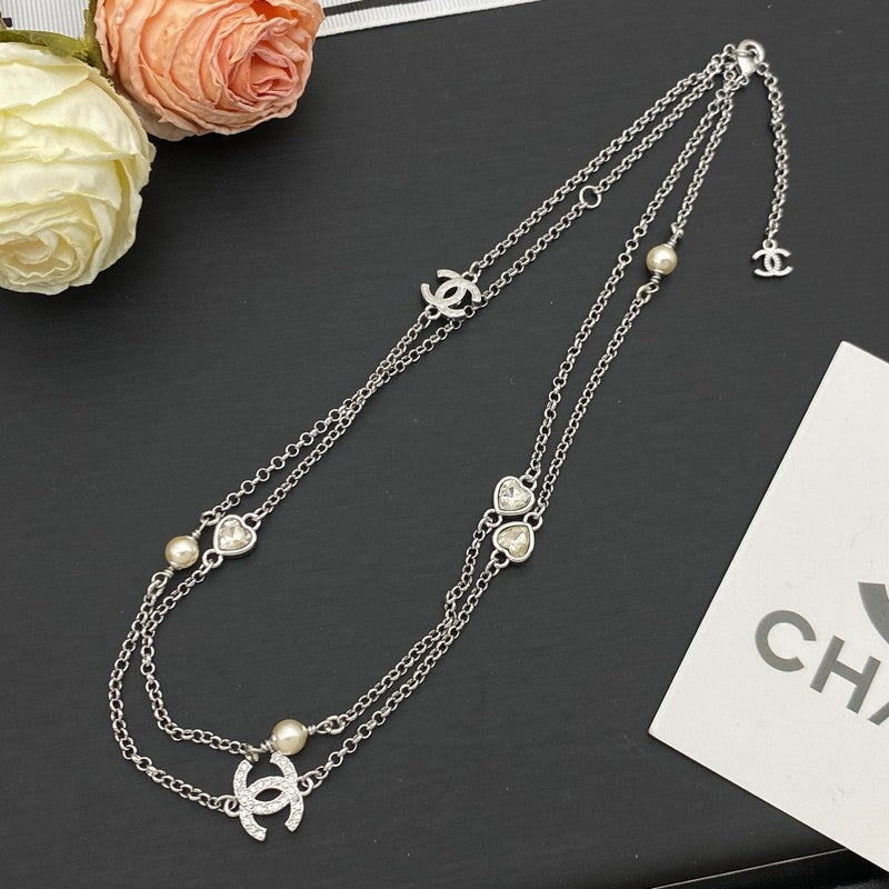 18K Chanel Long Gold Necklace