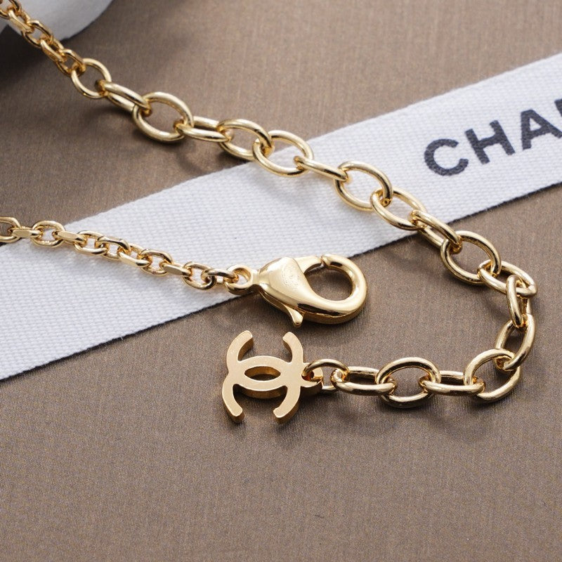 18K Chanel Diamond Gold Necklace