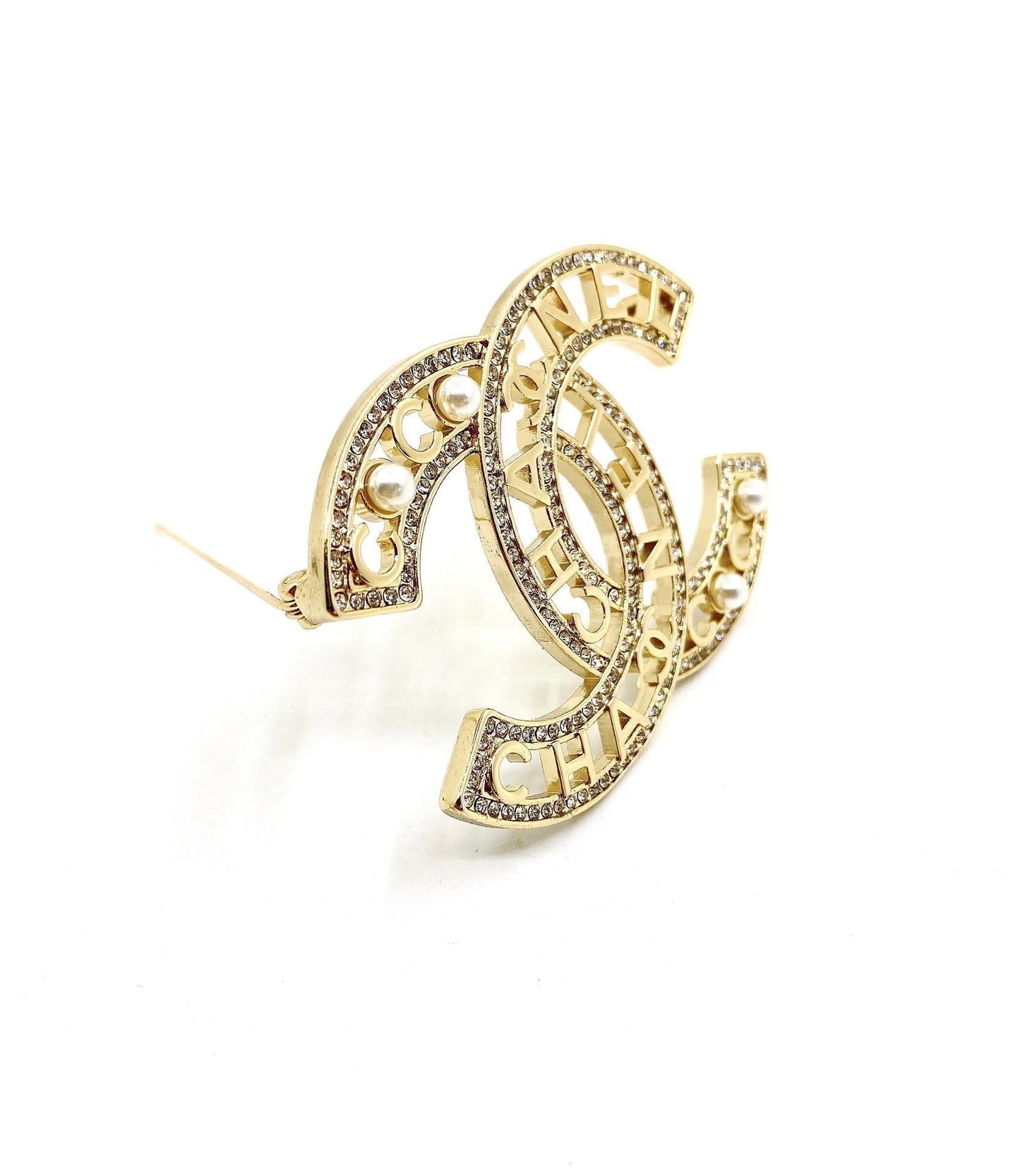 18K Chanel Script Diamonds Brooch