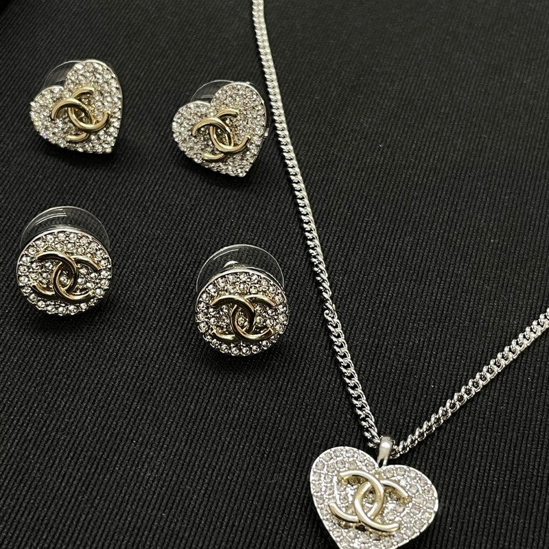 18K Chanel Diamond Heart Necklace