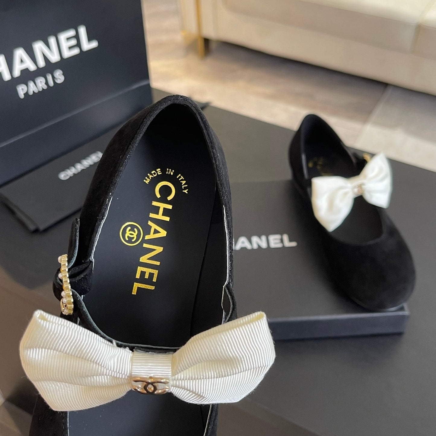 CHANEL BALLET FLAT BLACK SUEDE LAMBSKIN WITH WHITE BOW