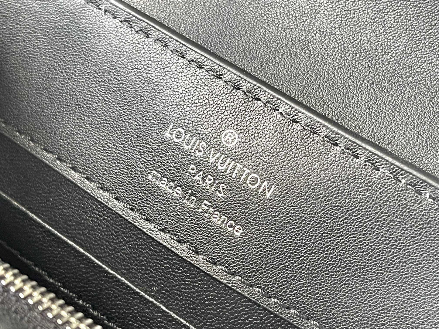 LOUIS VUITTON CAPUCINES EAST-WEST MINI 22 IN BLACK SHEEPSKIN CRYSTAL AND SILVER HARDWARE