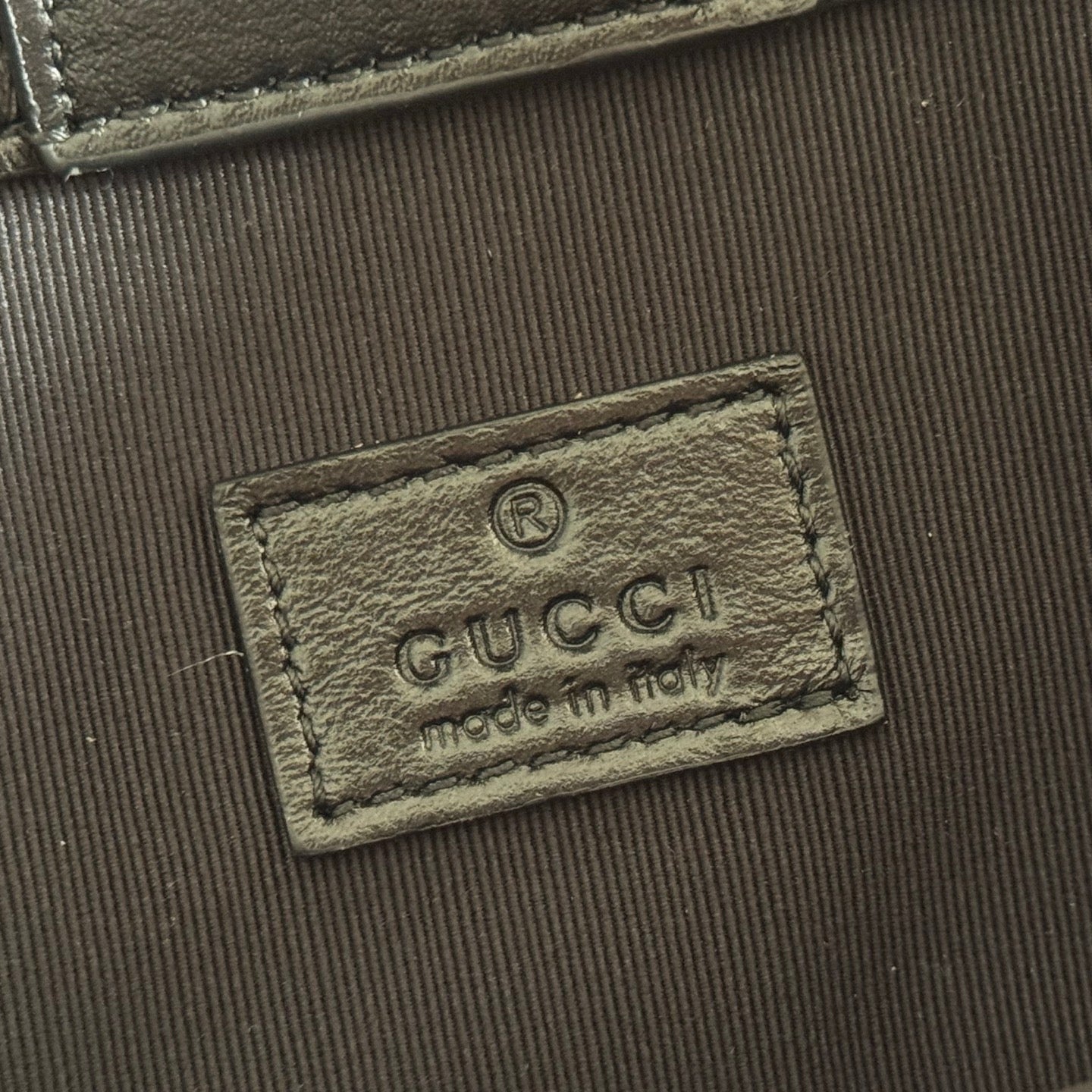 GUCCI 26S MARMONT TOTE BAG 17 IN BLACK CALFSKIN