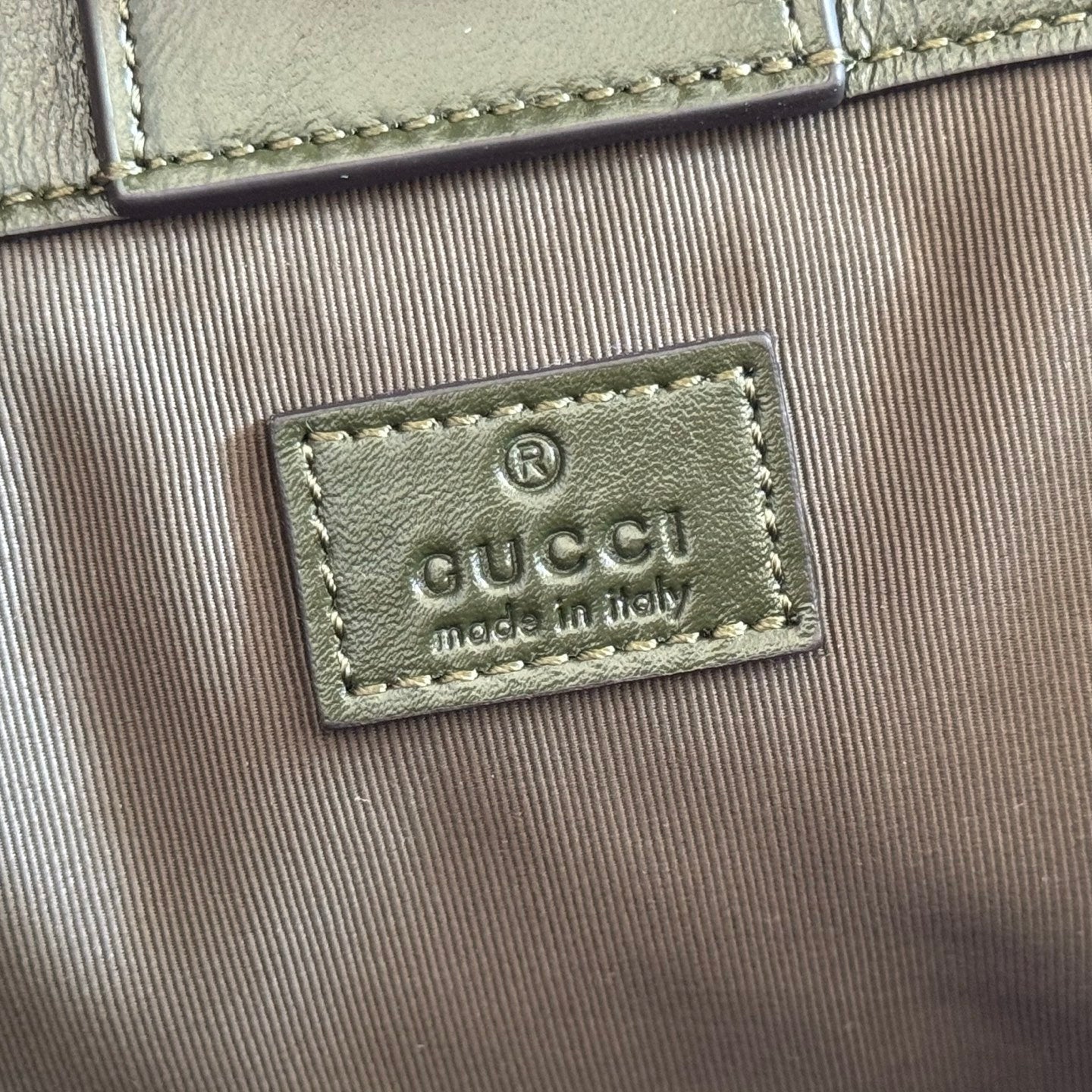 GUCCI 26S MARMONT TOTE BAG 30 IN MOSS GREEN CALFSKIN
