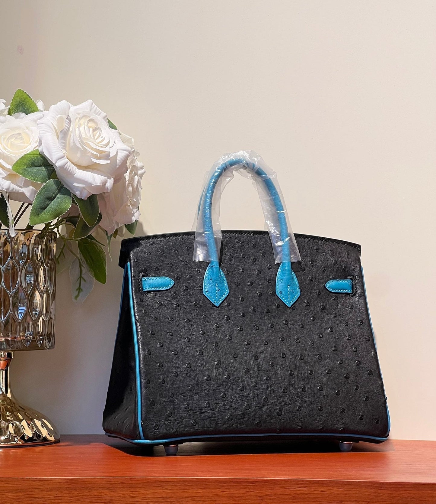 HERMES KELLY SELLIER 25 BAG IN BLACK MIX OCEAN BLUE OSTRICH LEATHER
