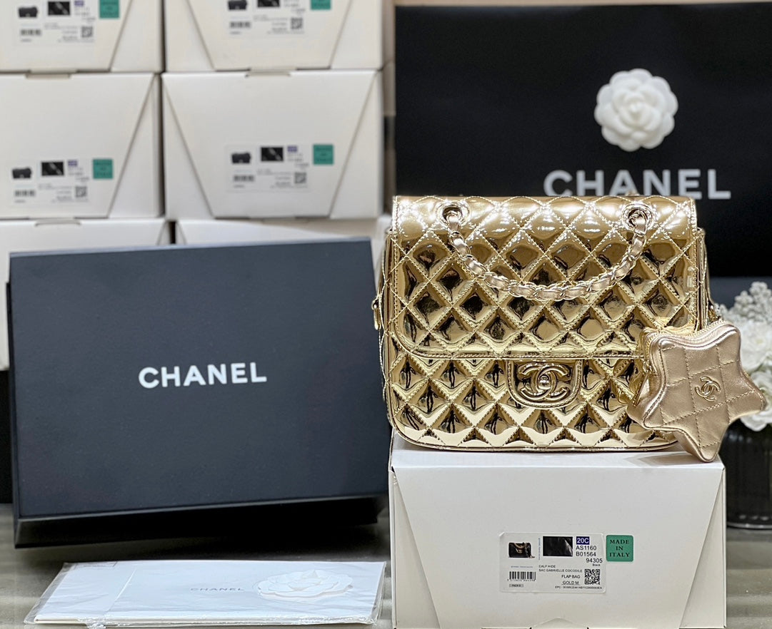 CHANEL 25S STAR GOLD 23 IN METALLIC GOLD CALFSKIN