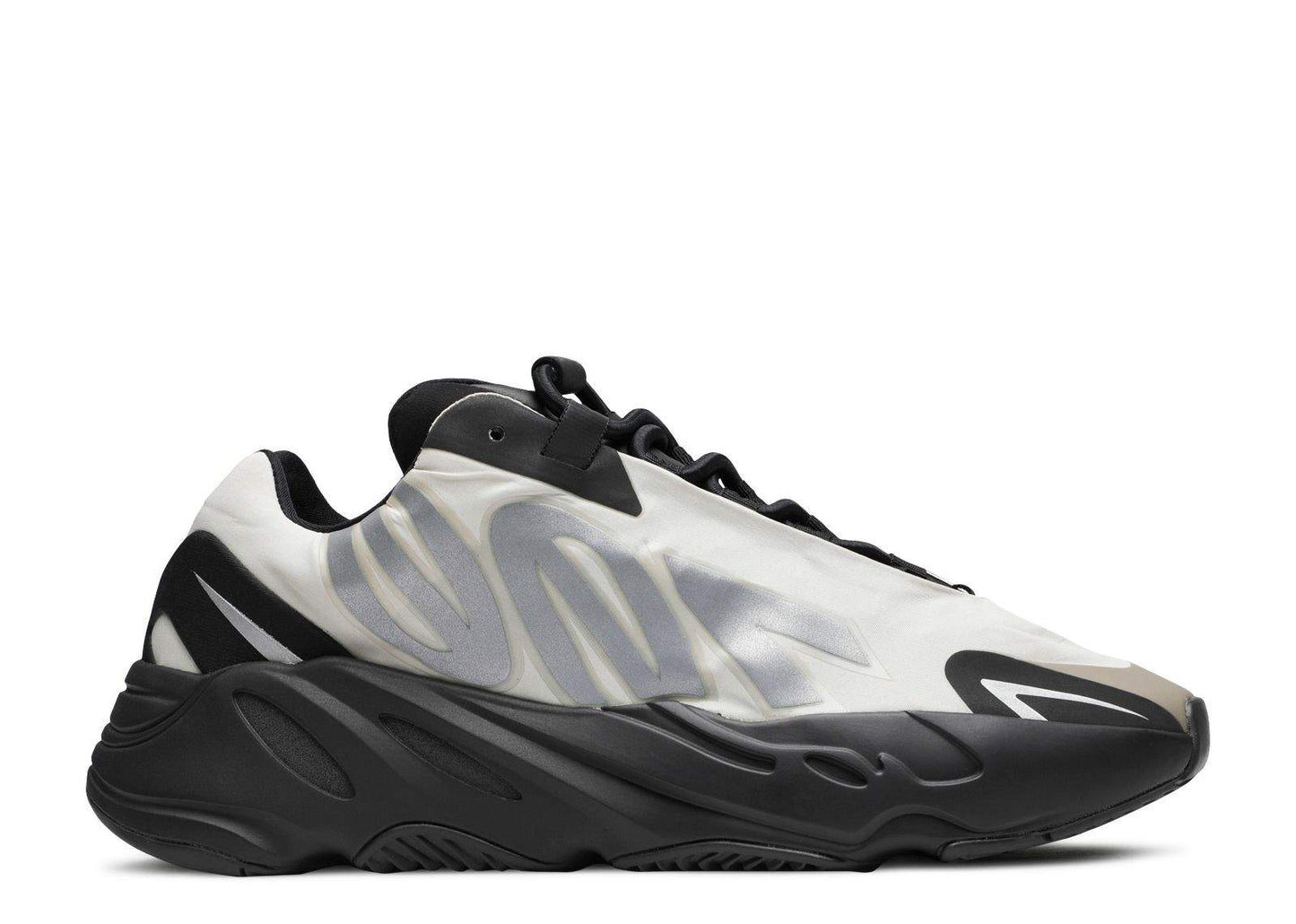 Yeezy Boost 700 MNVN 'one'Unfading Sneaker