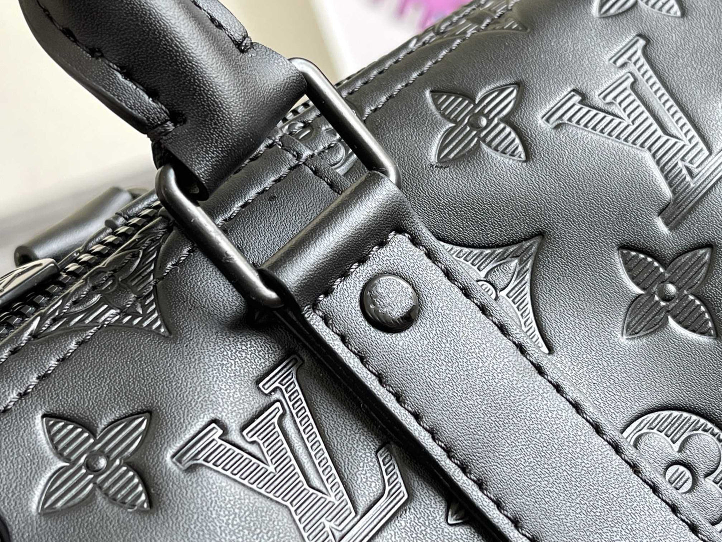 LOUIS VUITTON KEEPALL 50 BANDOULIERE BLACK EMPREINTE LEATHER