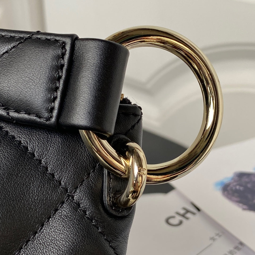 CHANEL HOBO 28CM BLACK LAMBSKIN GOLD HARDWARE