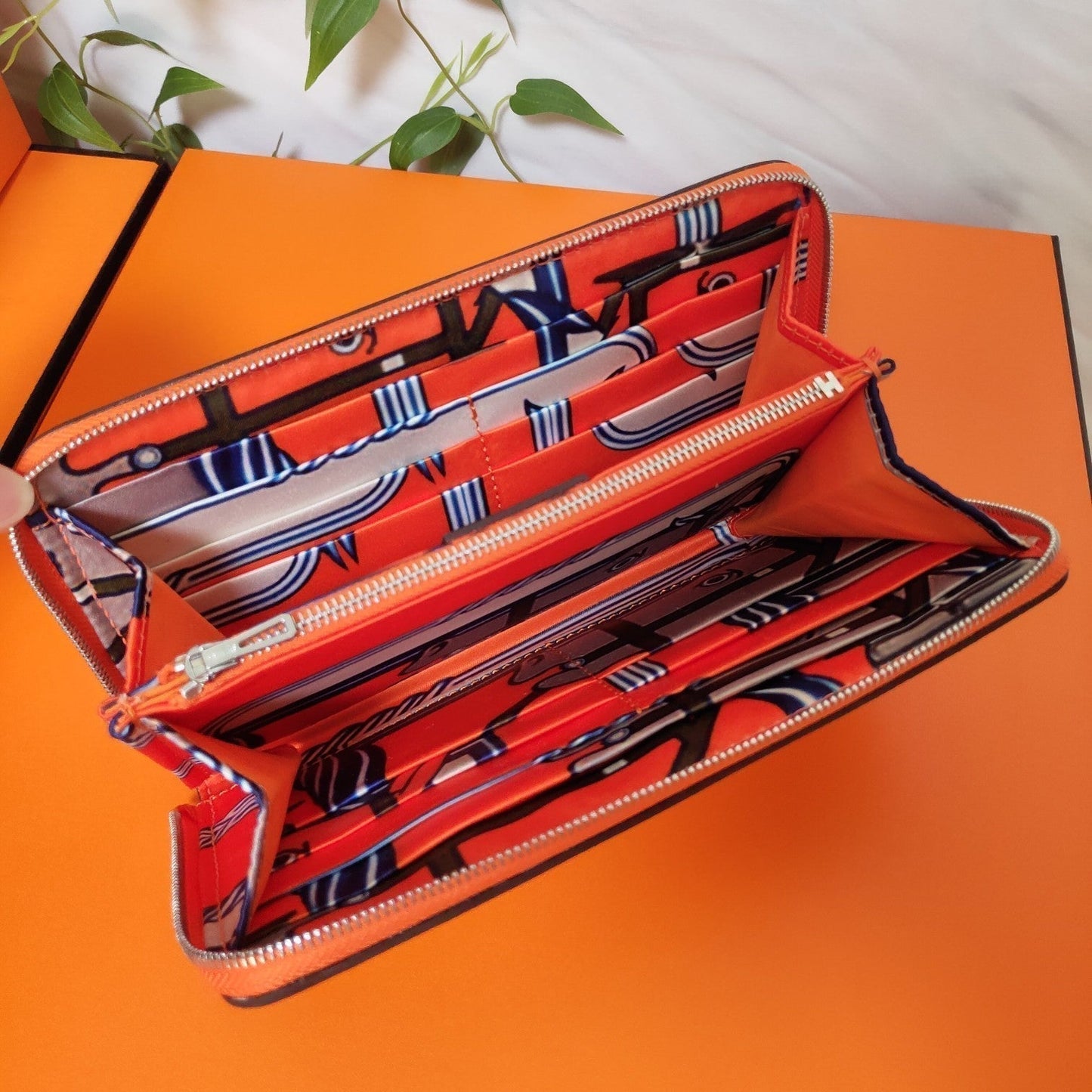 HERMES Zipper Wallet 20 Orange Epsom