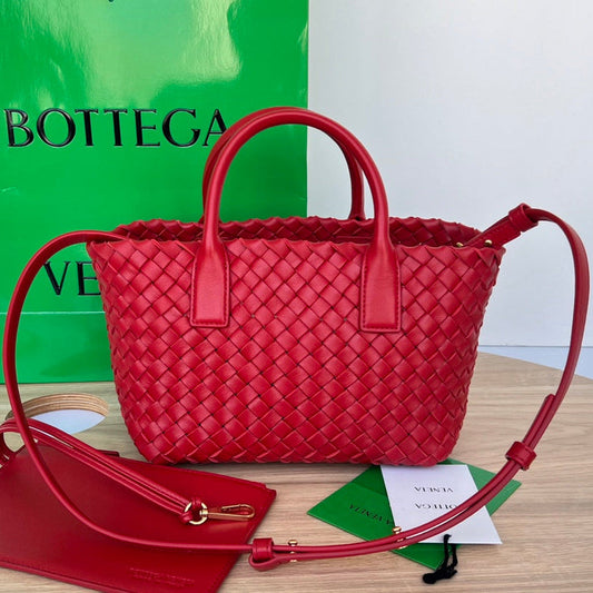 BOTTEGA VENETA MINI CABAT 20 IN RED LAMBSKIN