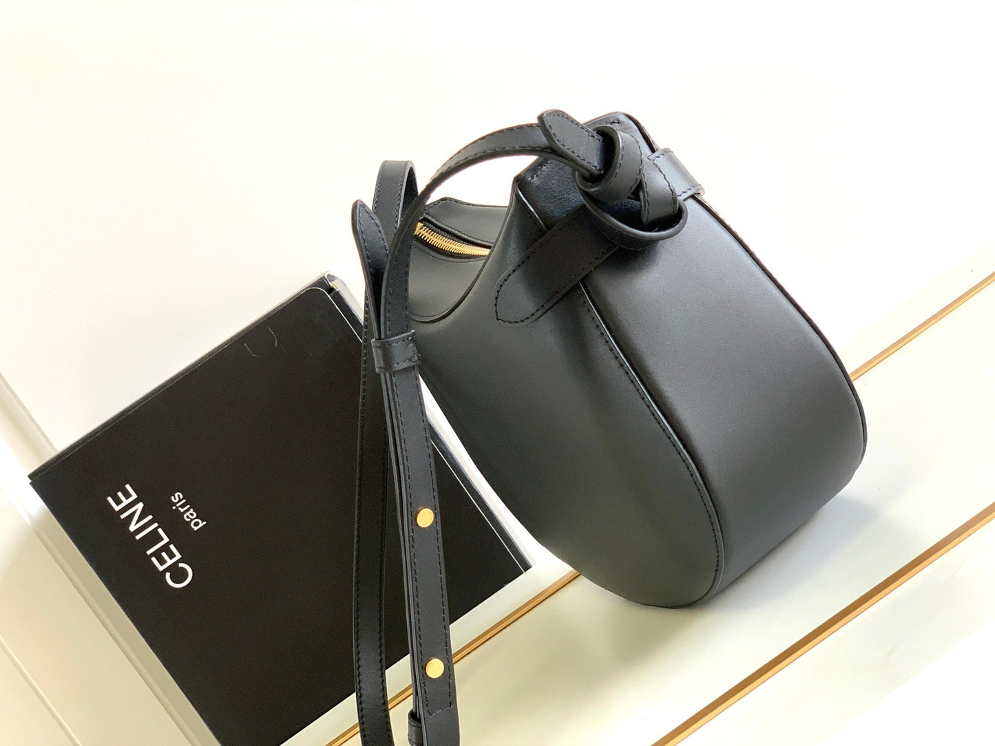 CELINE TRIOMPHE CLASSIC 25 BLACK CALFSKIN