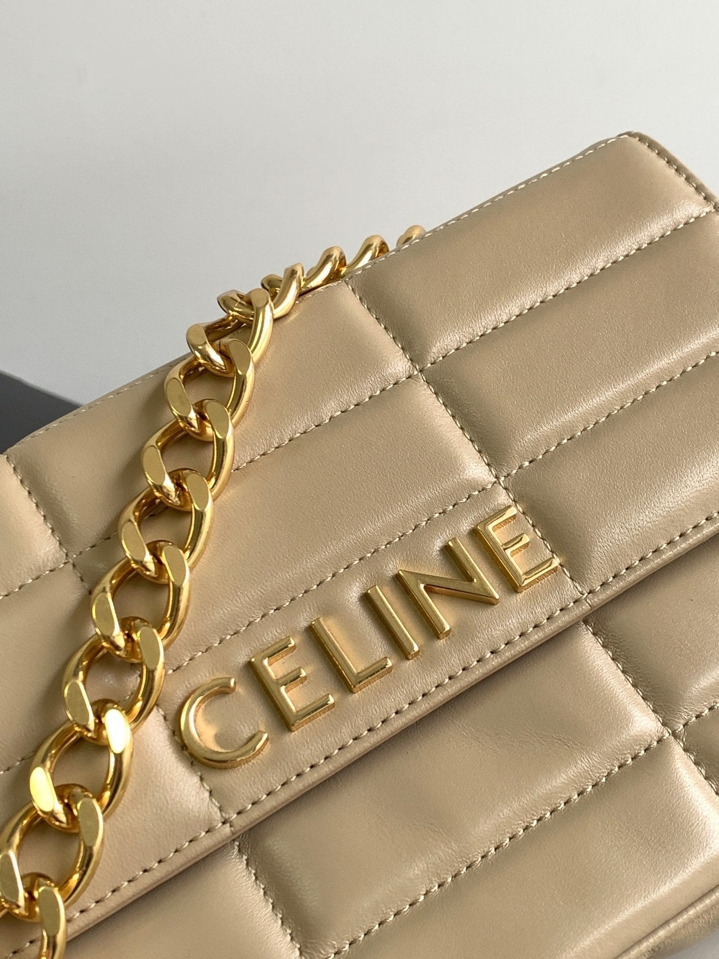CELINE MONOCHROME 24 QUILTED BEIGE CREAM LAMBSKIN CHAIN SHOUDER BAG