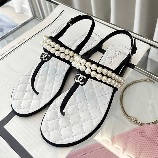 CHANEL CLASSIC THONG SANDALS PEARL CHAIN IN WHITE LAMBSKIN