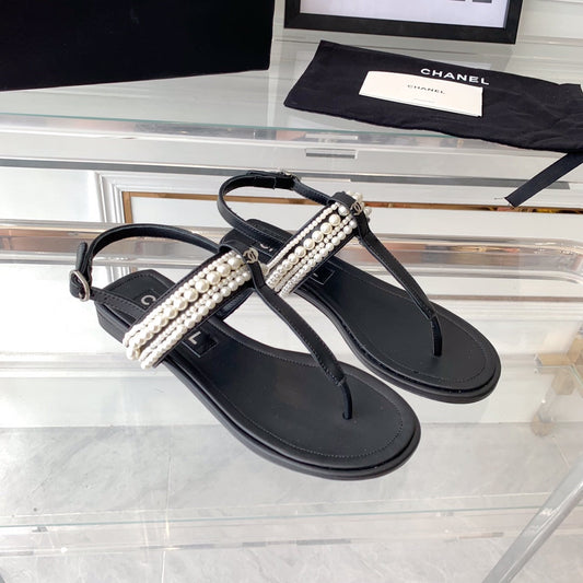 CHANEL SLINGBACKS black LAMBS
