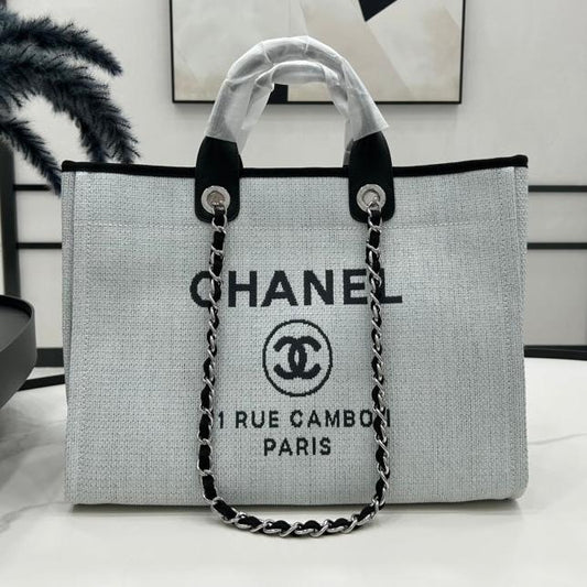 CHANEL DEAUVILLE LARGE 38 TOTE BAG IN LIGHT GREY CANVAS WITH BLACK LOGO