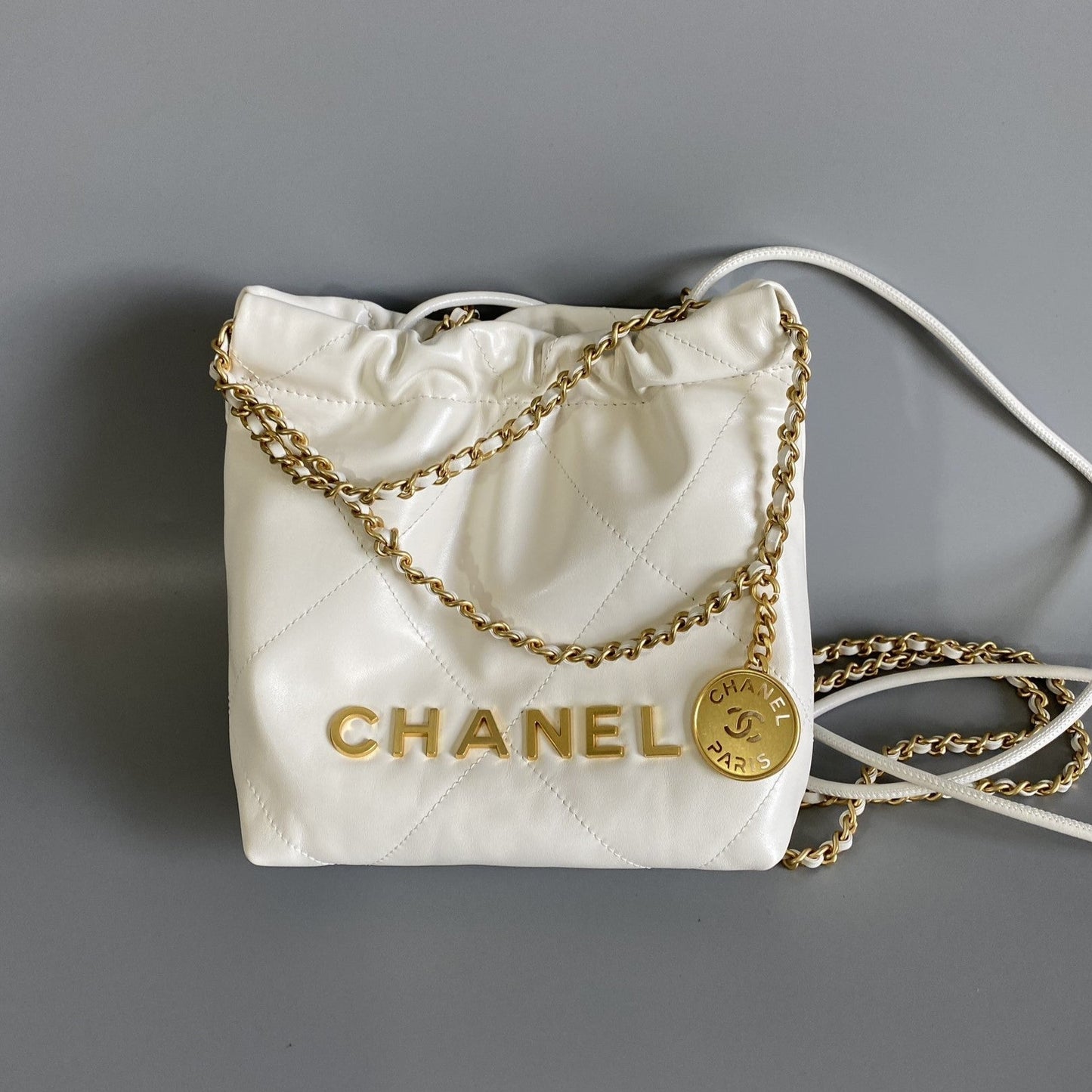 CHANEL HOBO MINI 20CM WHITE LAMBSKIN GHW