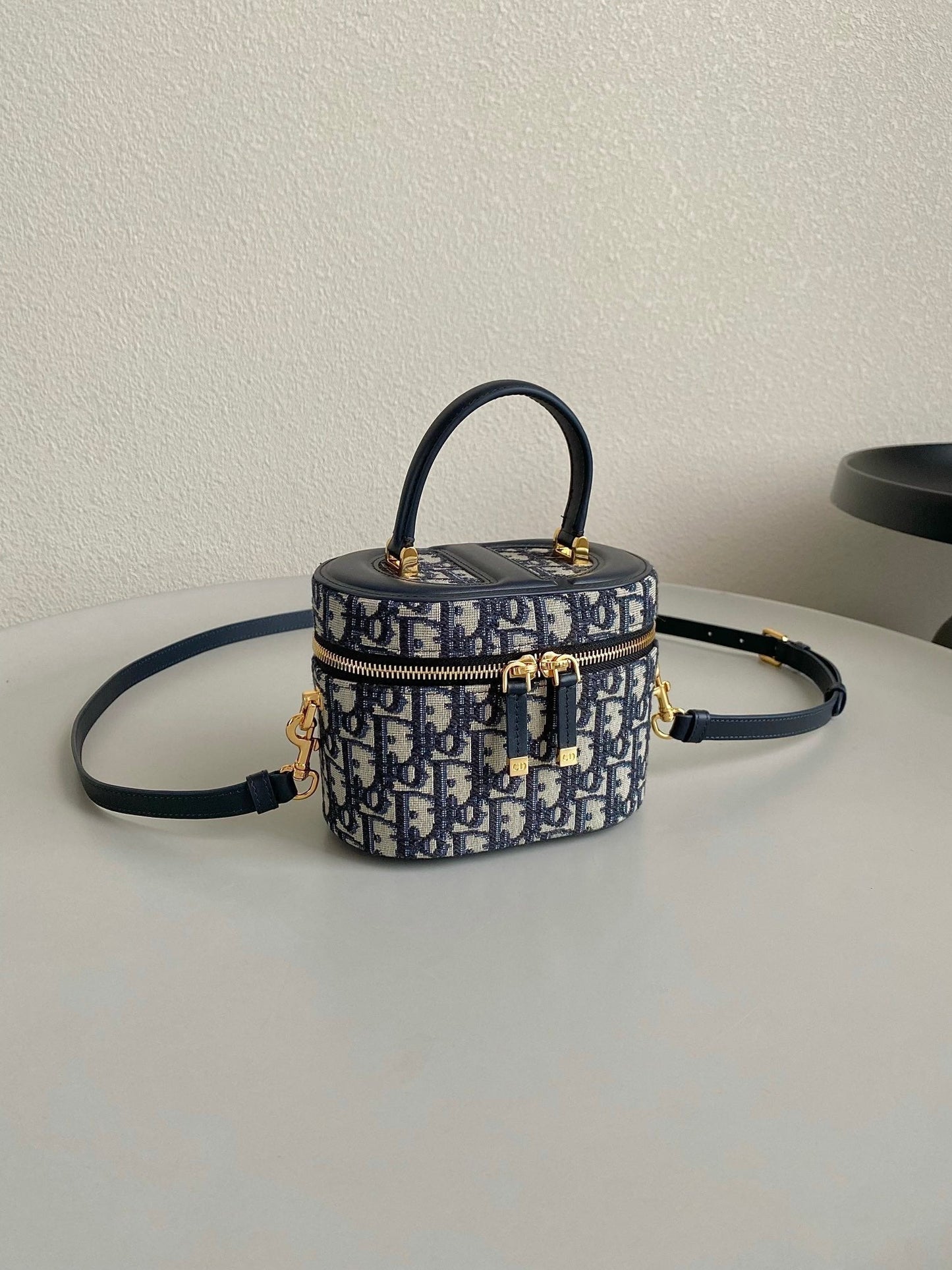 DIOR SIGNATURE VANITY 16 IN BLUE OBLIQUE JACQUARD