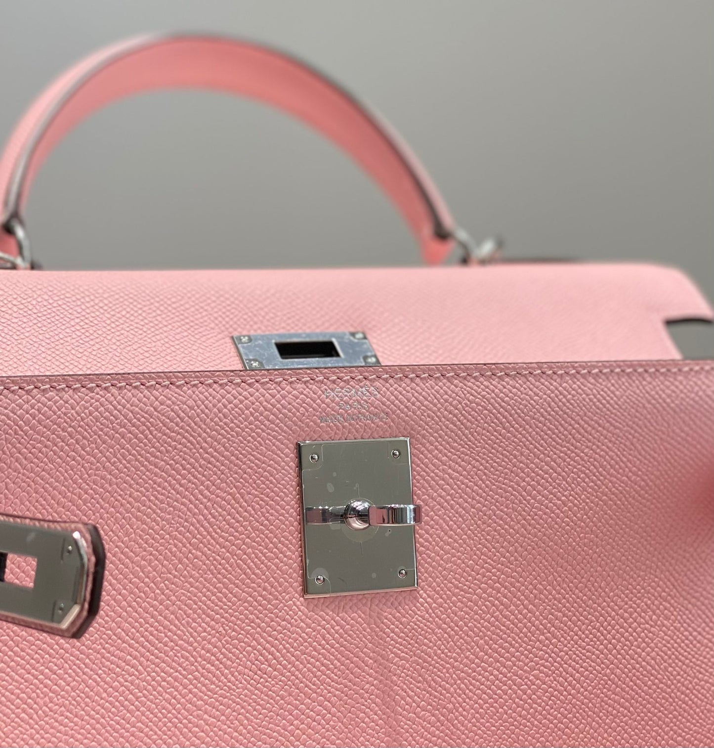 HERMES KELLY 28CM IN ROSE SAKURA SWIFT CALFSKIN SILVER HARDWARE