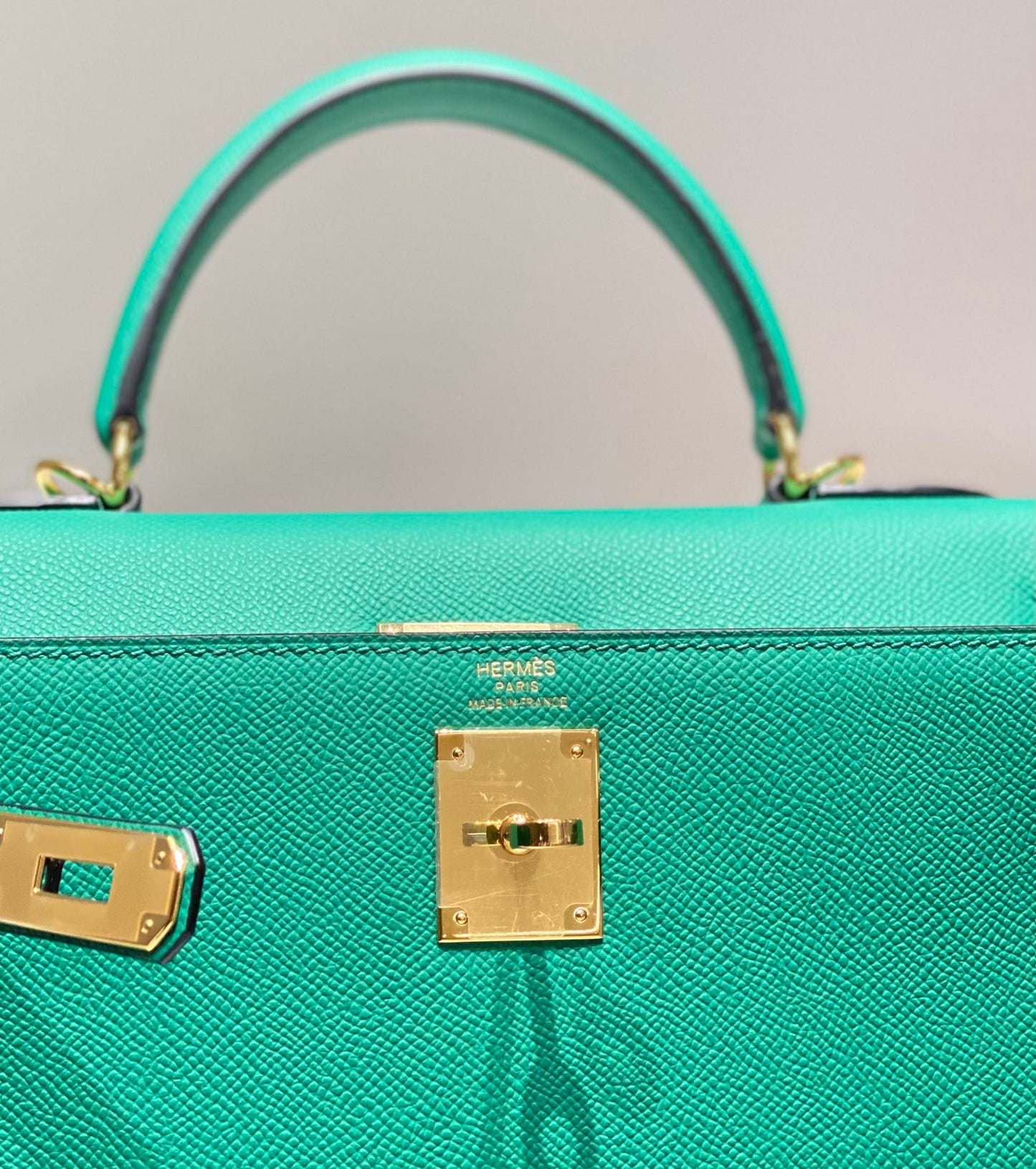 HERMES KELLY 28CM IN VERT VERTIGO EPSOM CALFSKIN GOLD HARDWARE