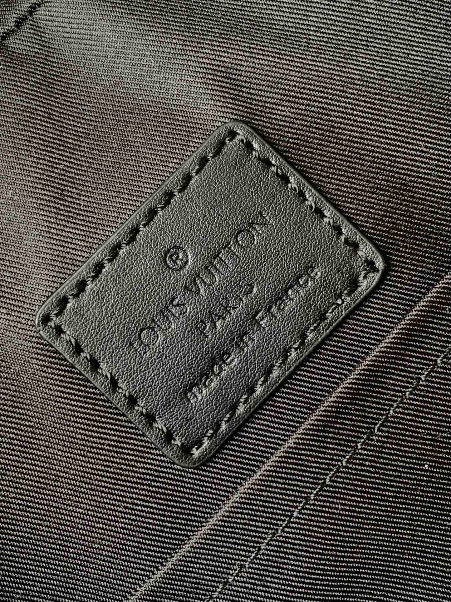 LOUIS VUITTON DISCOVERY BACKPACK 41 IN BLACK MONOGRAM MACASSAR CANVAS AND CALFSKIN