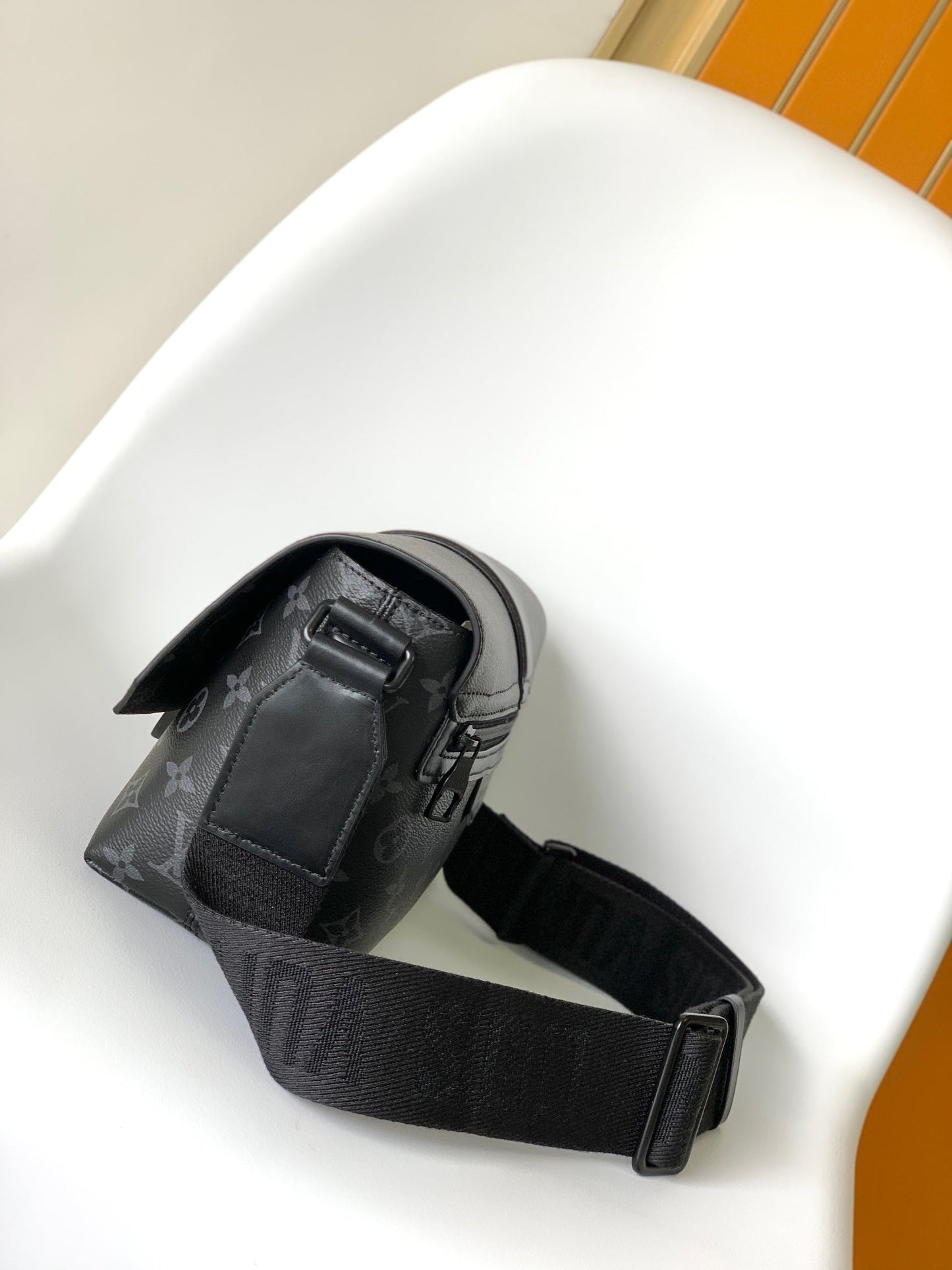 LOUIS VUITTON S-CAPE MESSENGER BAG 28 IN BLACK MONOGRAM ECLIPSE CANVAS