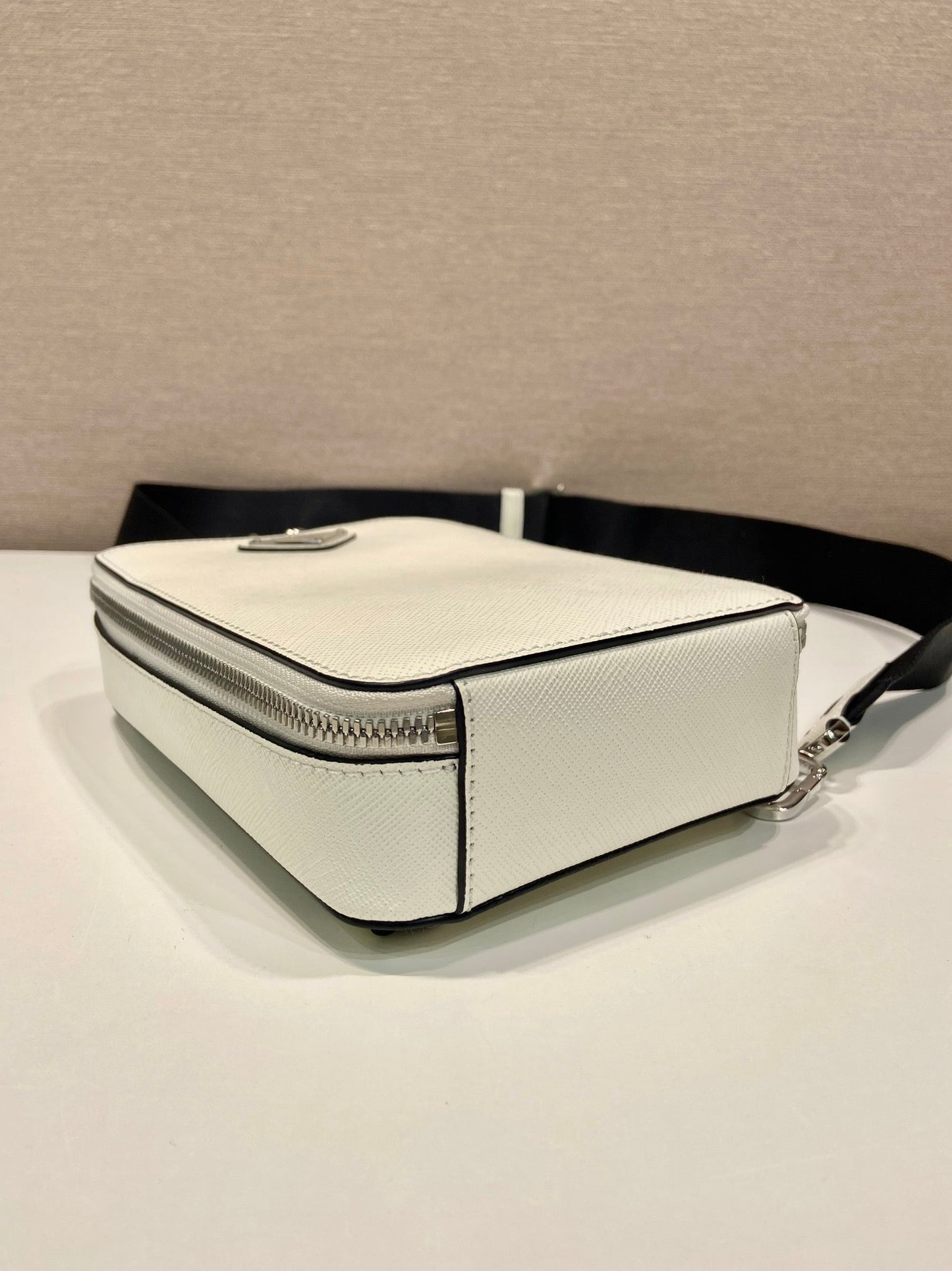 PRADA CHEST BAG 20 IN WHITE SAFFIANO LEATHER