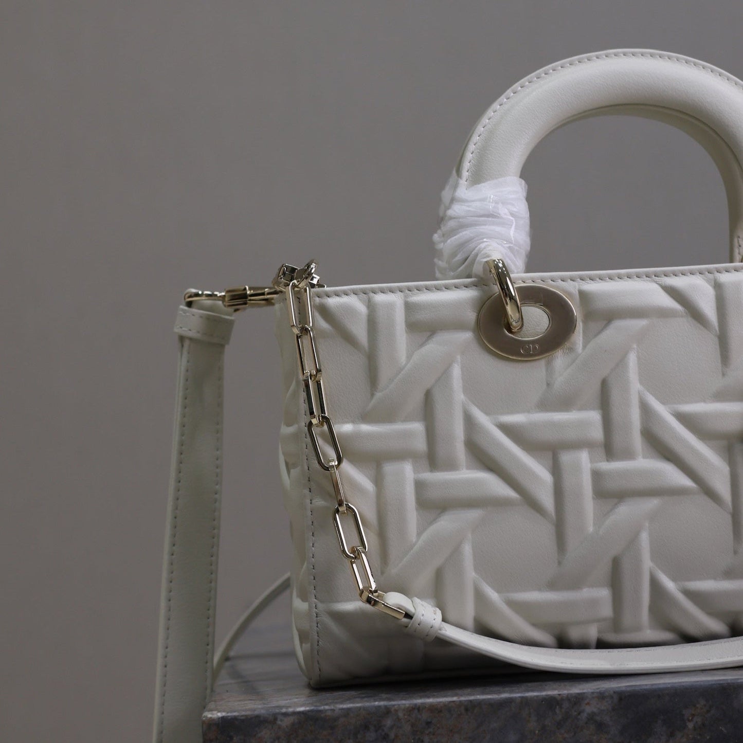 DIOR LADY D-JOY BAG 26 IN WHITE GRAPHIC CANNAGE CALFSKIN PALE GOLD-FINISH METAL CHARMS