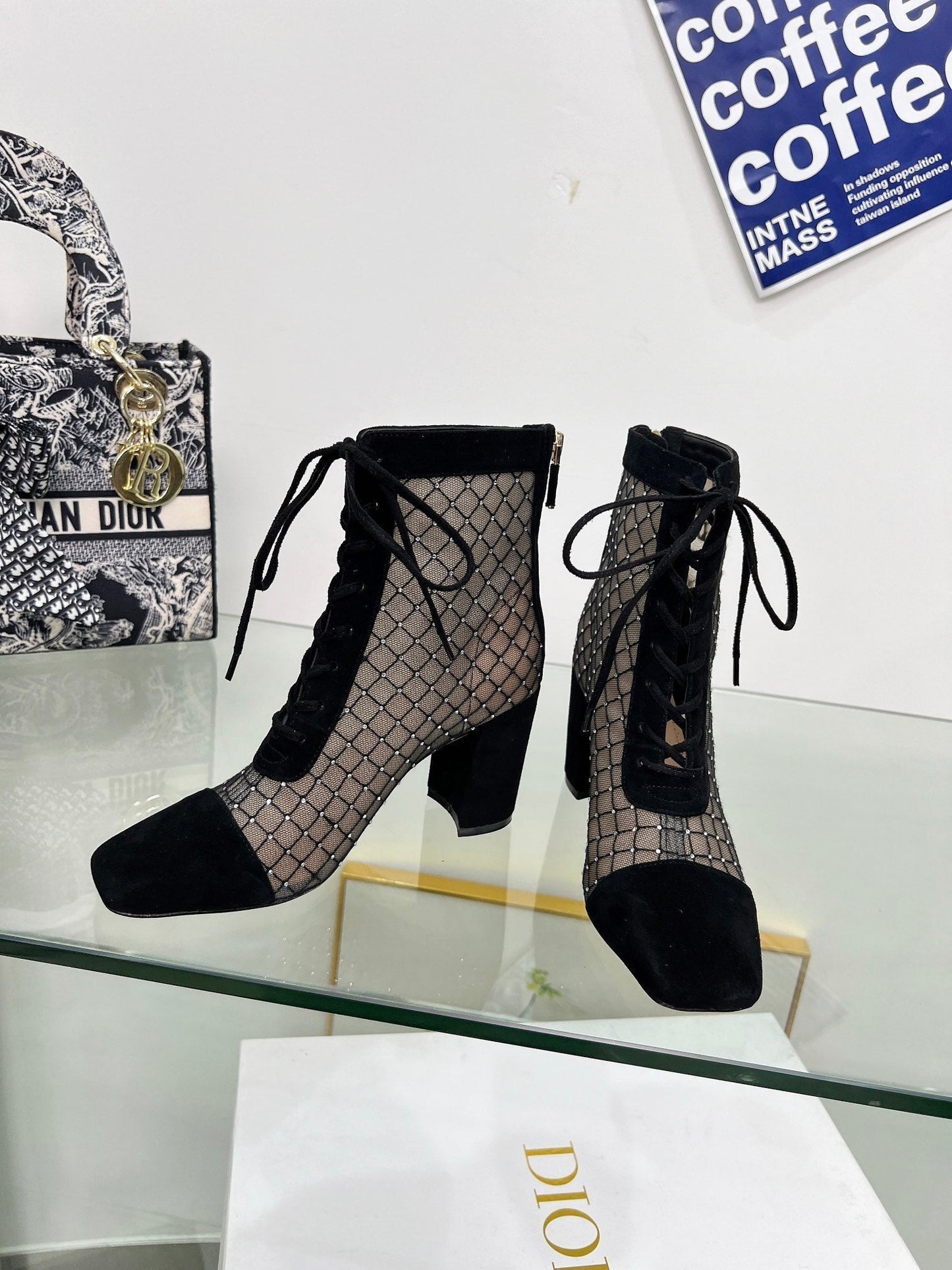 DIOR NAUGHTILY-D HEELED ANKLE BOOT IN BLACK EMBROIDERED MESH AND SUEDE 8 CM
