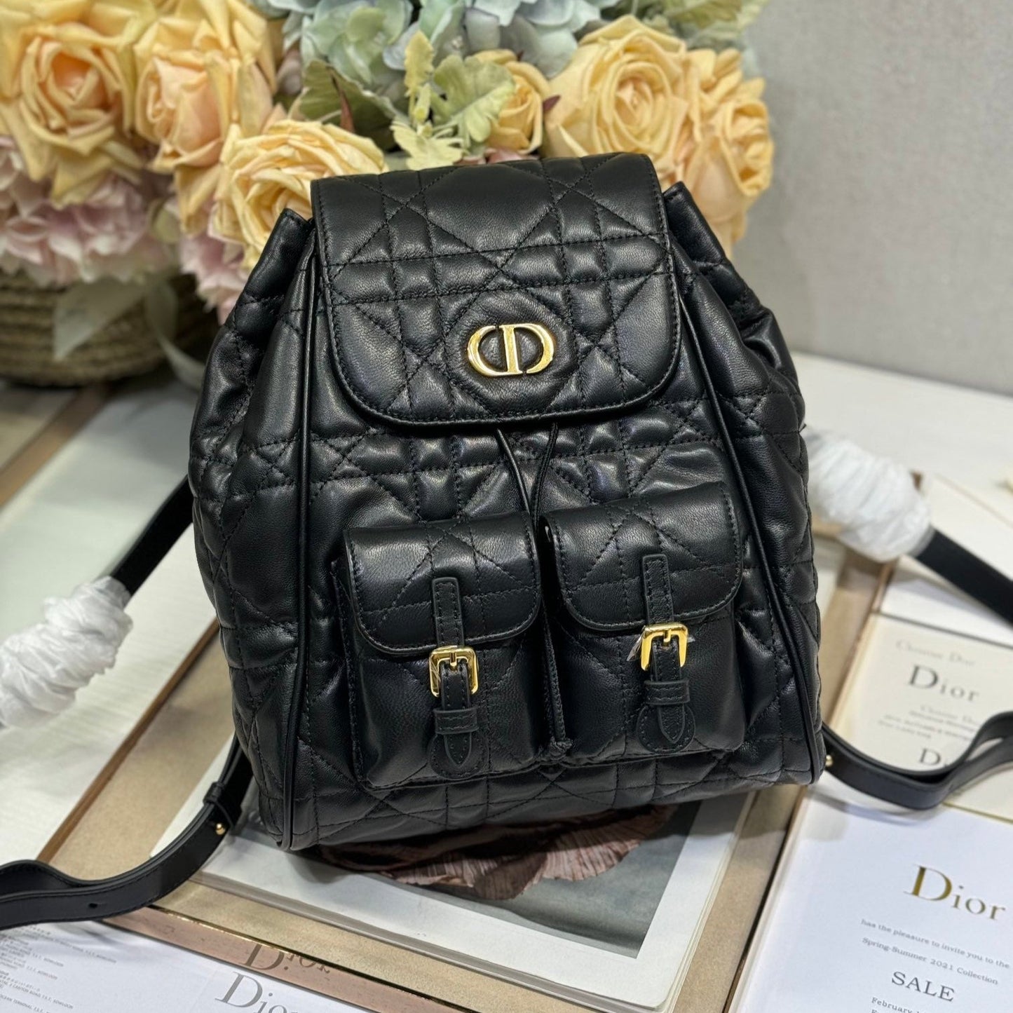DIOR MEDIUM CARO BACKPACK 27 IN BLACK MACROCANNAGE LAMBSKIN