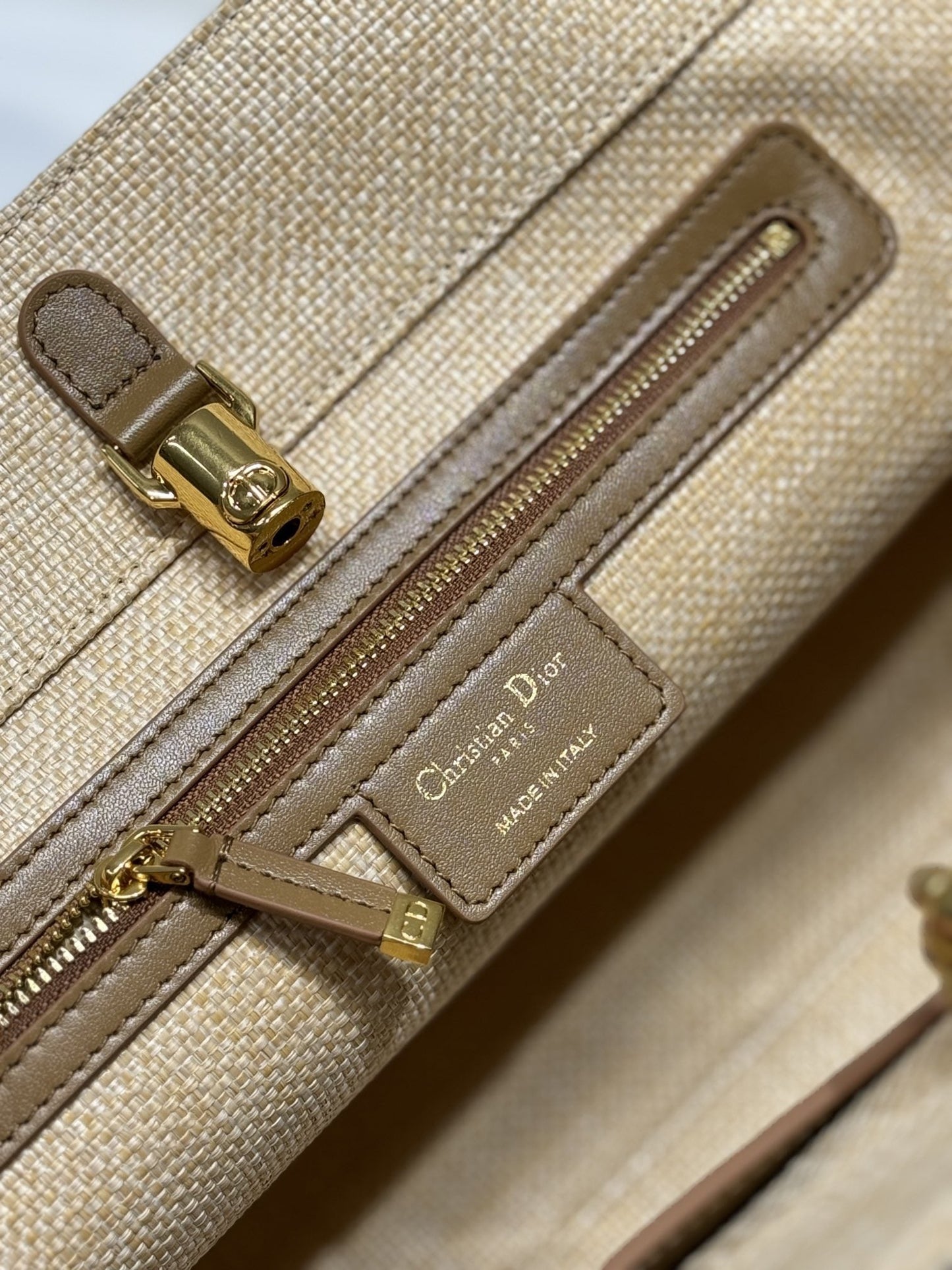 DIOR LARGE 41 TOUJOURS BAG IN BISQUE BEIGE CANNAGE RAFFIA