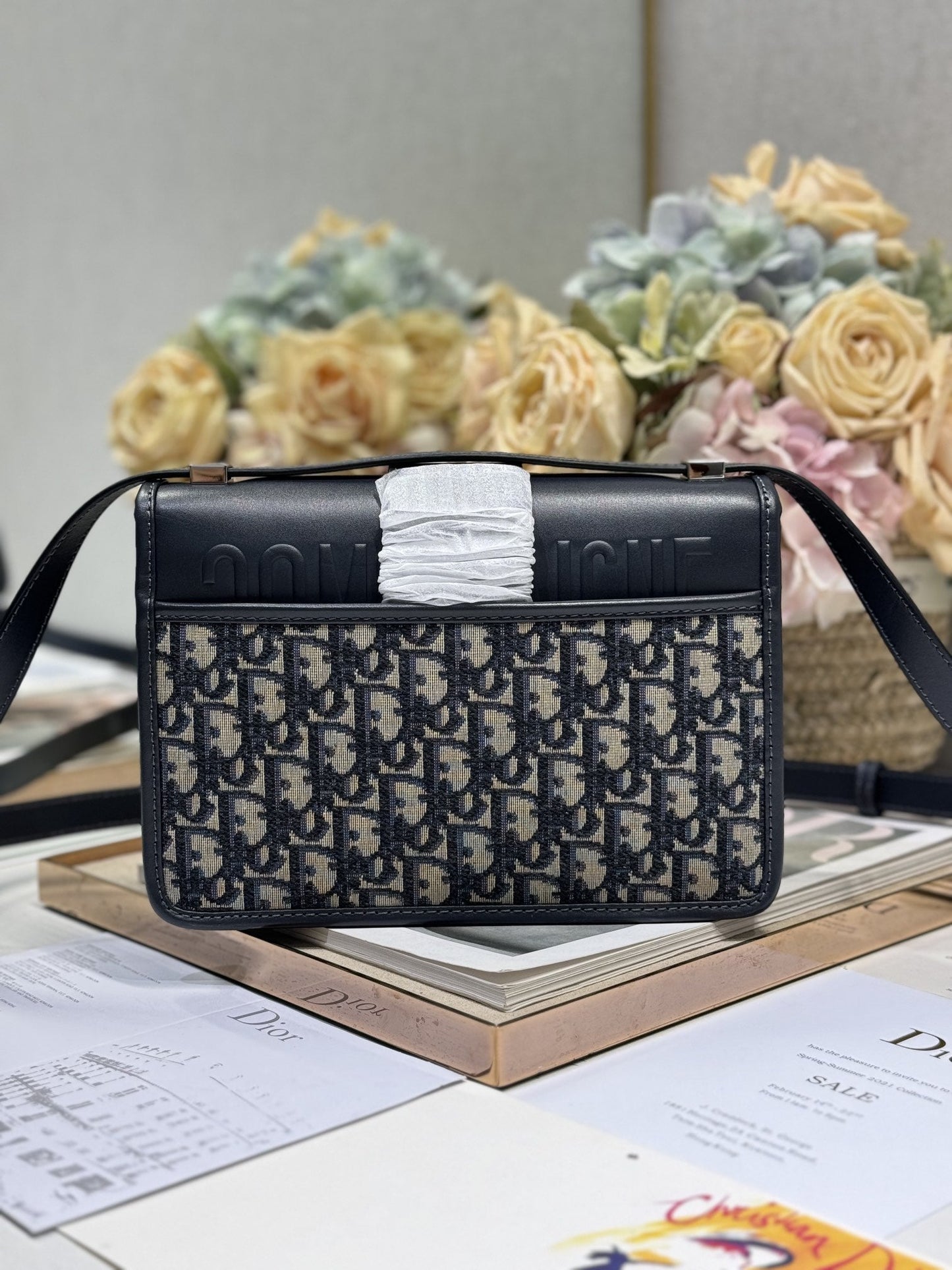 DIOR MONTAIGNE EAST-WEST BAG 24 IN BLACK LAMBSKIN AND MONOGRAM OBLIQUE JACQUARD