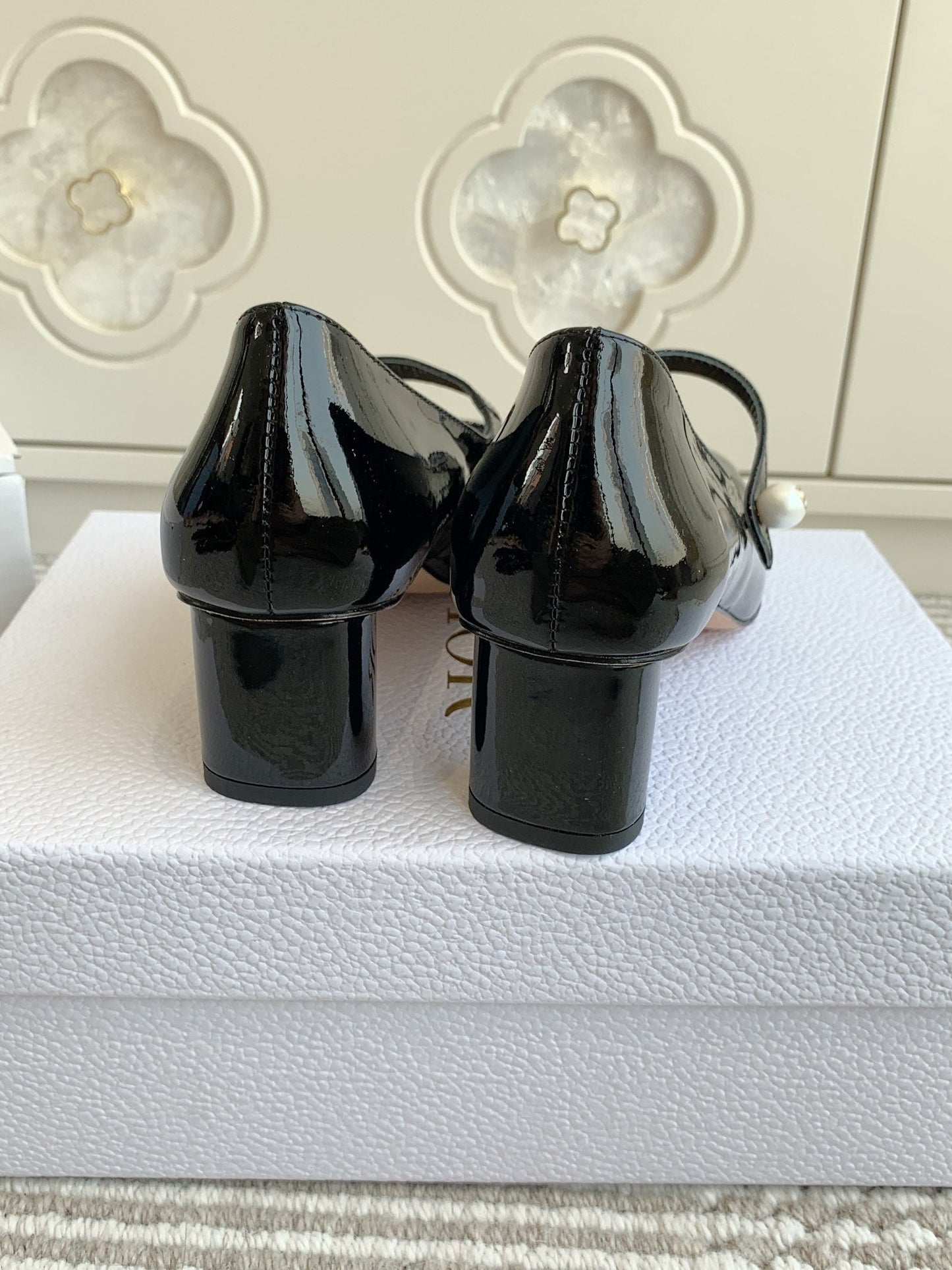 DIOR PEARL JOLIE MARY JANE PUMPS IN BLACK CALFSKIN