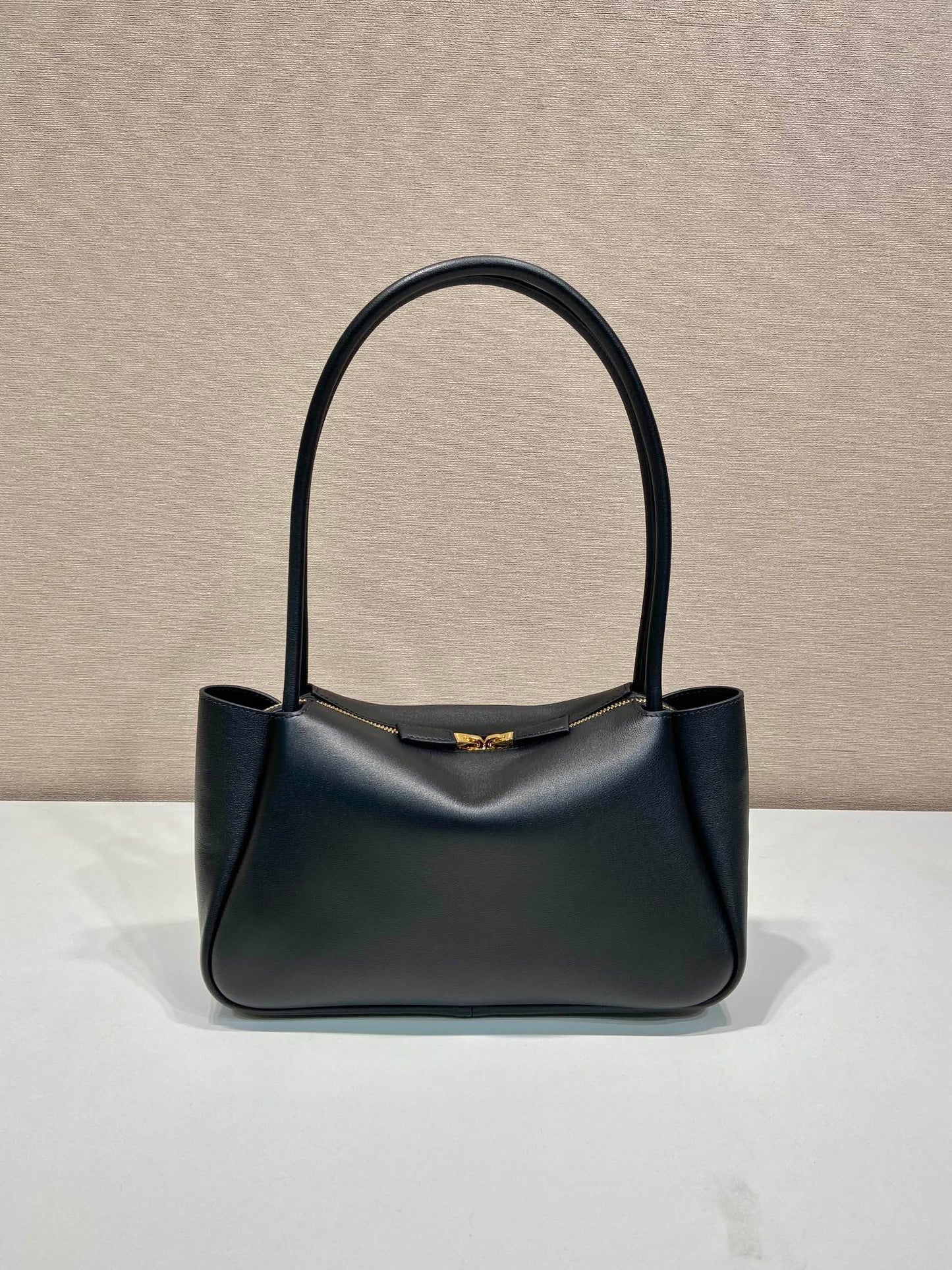 PRADA 28 LARGE BLACK CALFSKIN HANDBAG