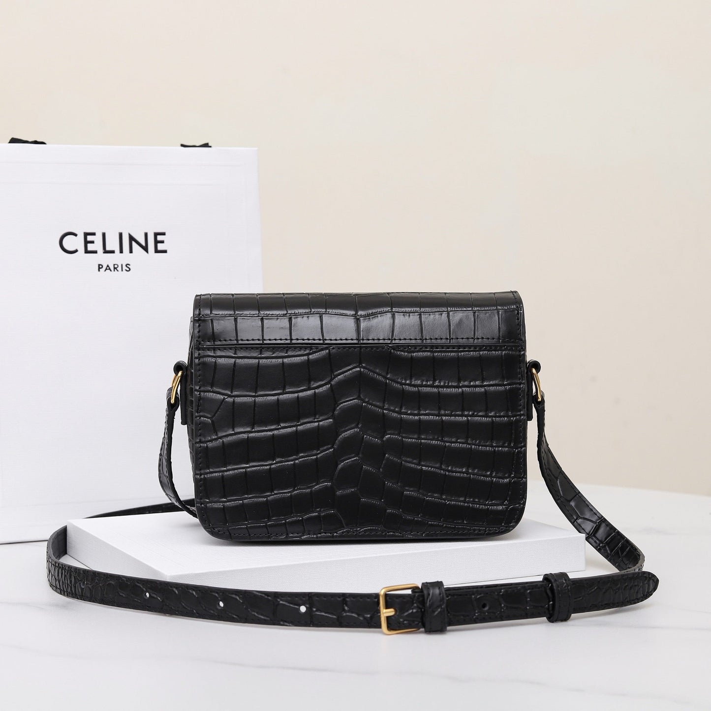CELINE TRIOMPHE TEEN 18 BLACK ALLIGATOR SKIN