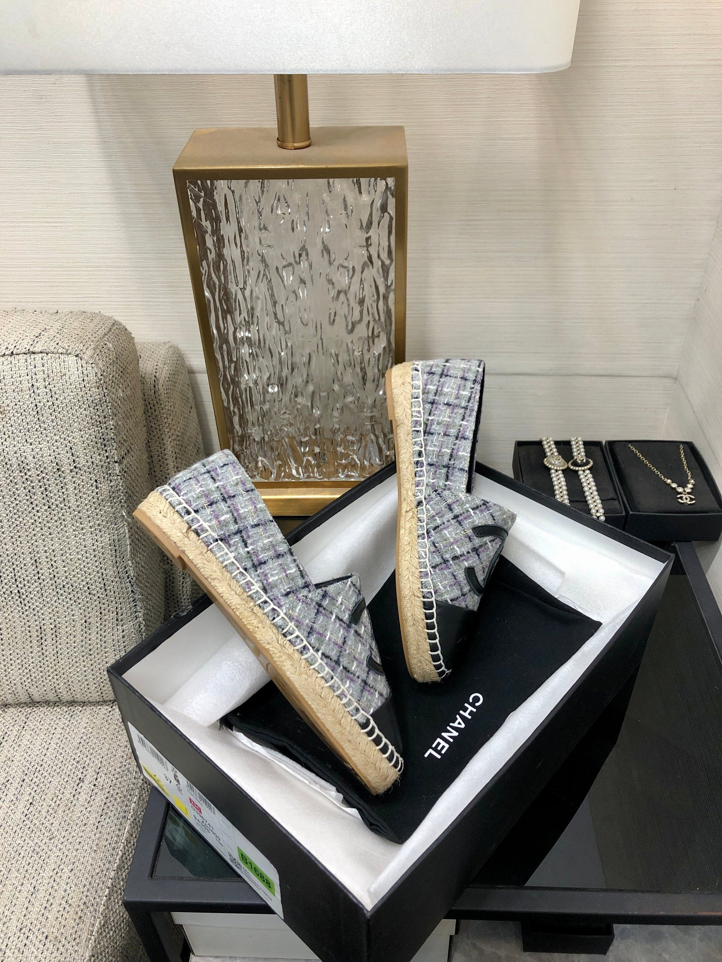CHANEL ESPADRILLE COLORFUL TWEED FABRIC AND BLACK CALFSKIN FLATS