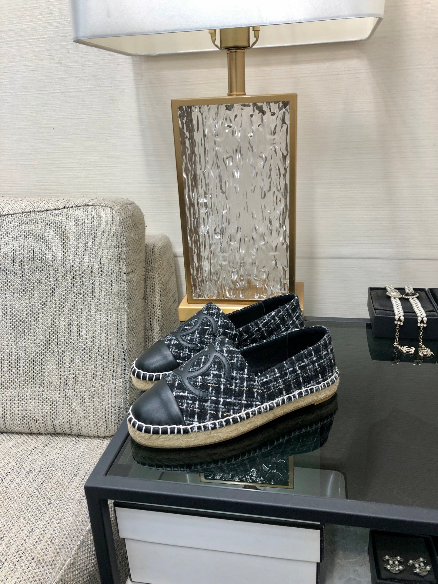 CHANEL ESPADRILLE BLACK MIX WHITE TWEED FABRIC AND CALFSKIN FLATS