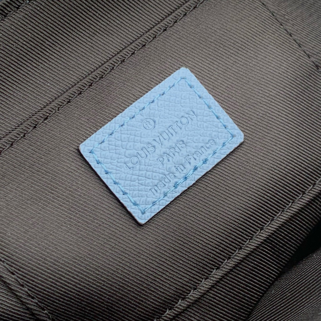 LOUIS VUITTON PULSE MESSENGER 22.5 IN BLUE MONOGRAM COATED CANVAS AND CALFSKIN