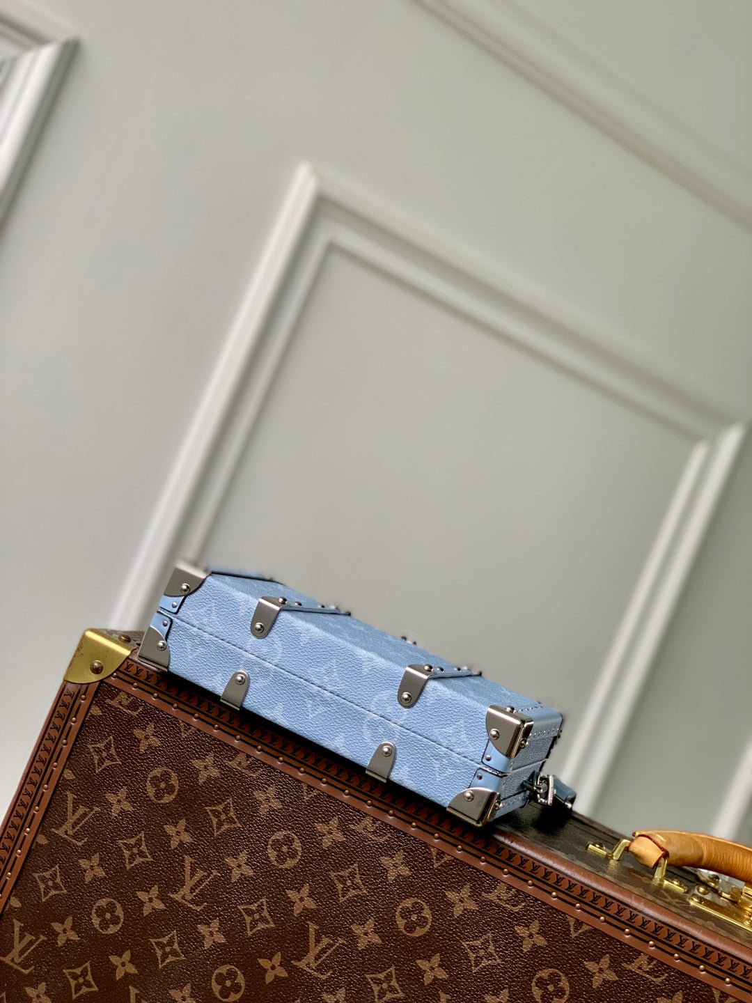 LOUIS VUITTON WALLET TRUNK TAIGARAMA 21.5 IN BLUE MONOGRAM COATED CANVAS