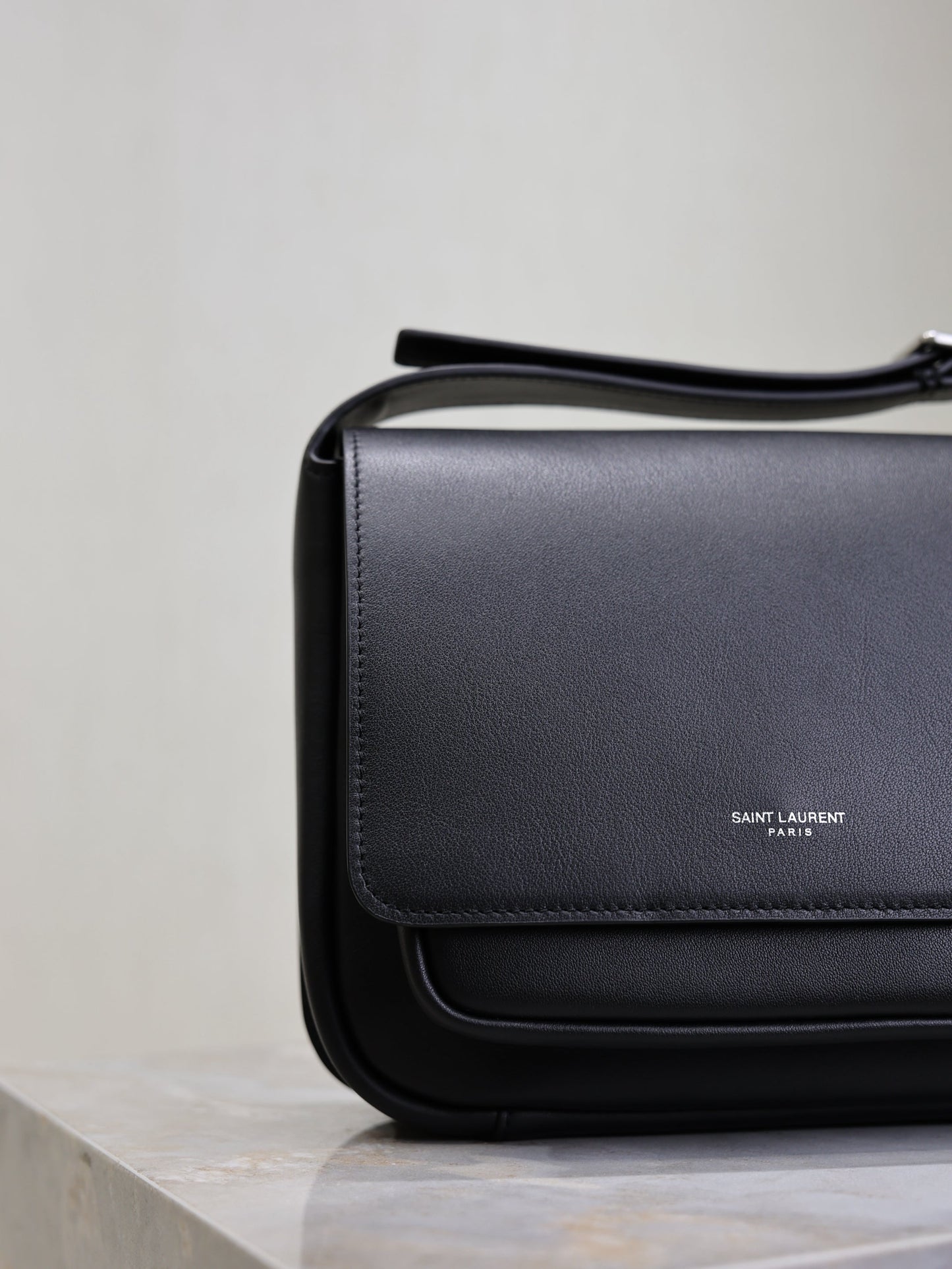 YSL 25S NIKI BABY 22 IN BLACK CALFSKIN