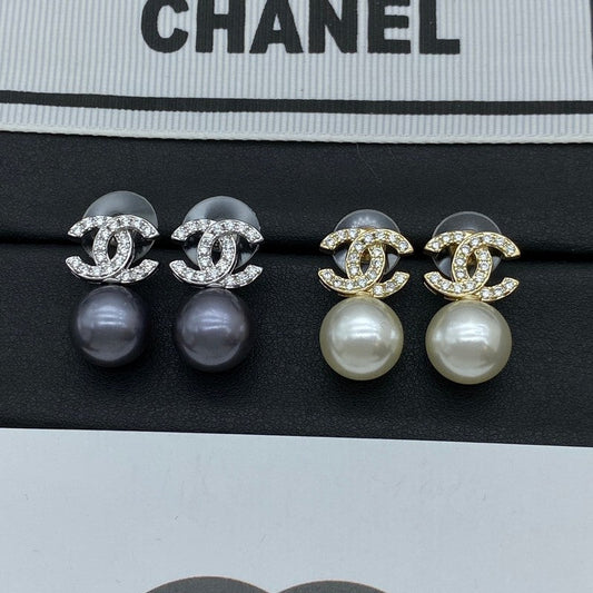 18K  Chanel Pearl Drop Gold Earrings