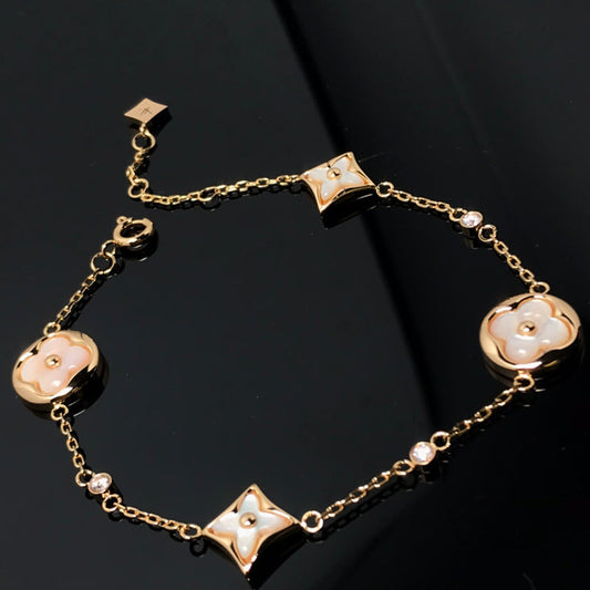 18K Louis Vuitton Idylle Blossom Bracelet