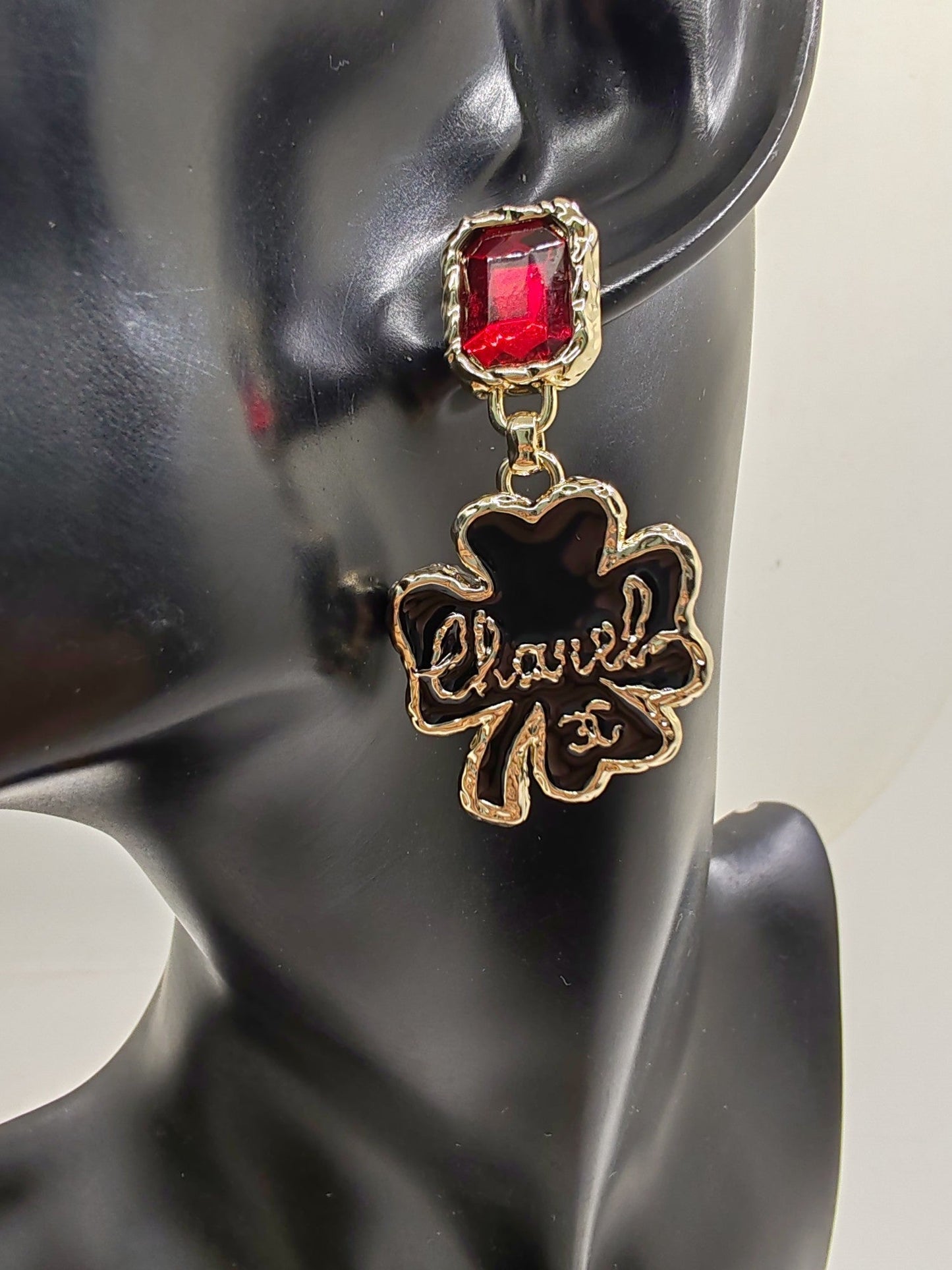 18K  Chanel Heart Earrings