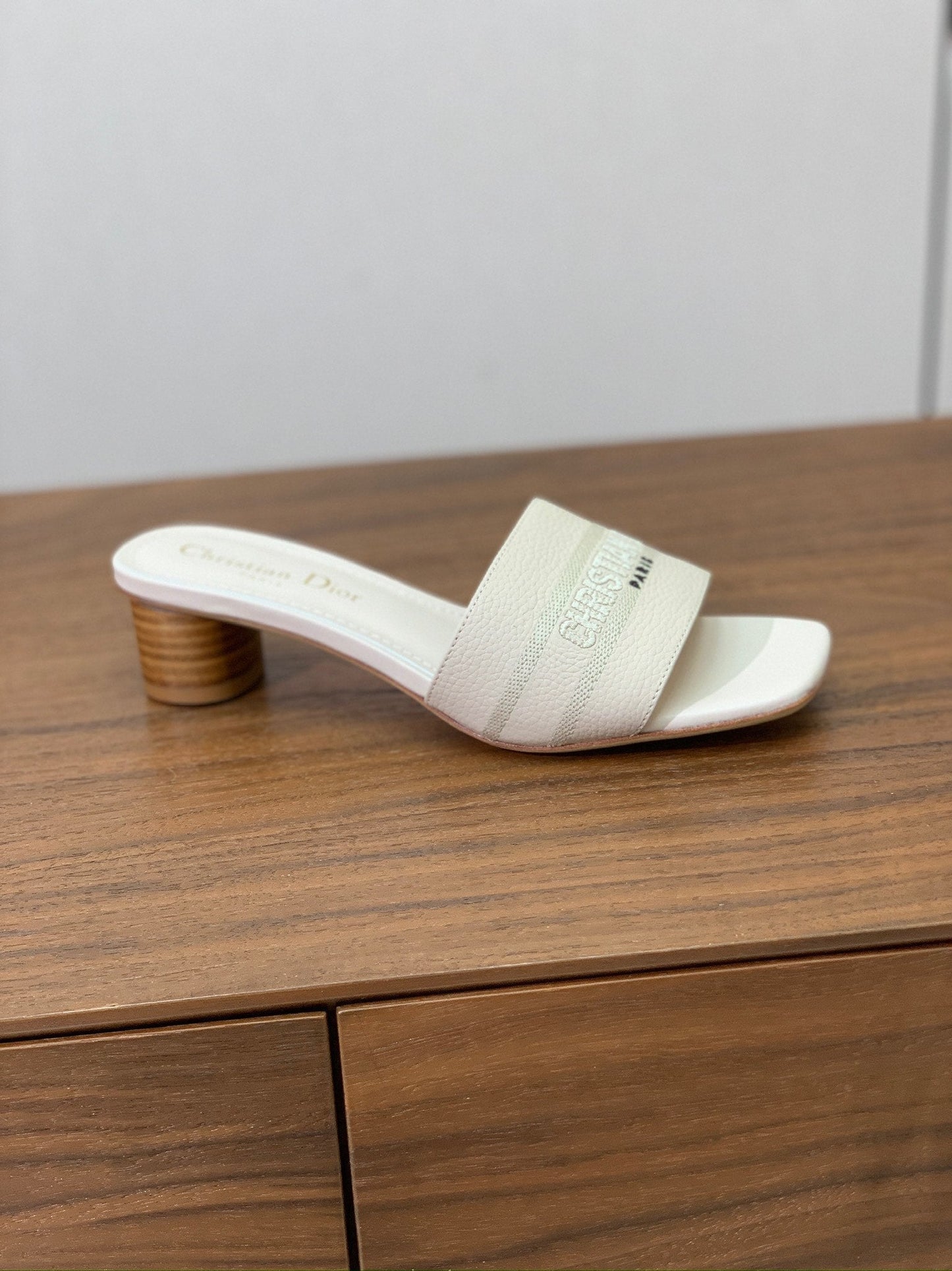 DIOR 25S HIGH-HEEL SANDALS 40 MM IN CREAM WHITE CALFSKIN